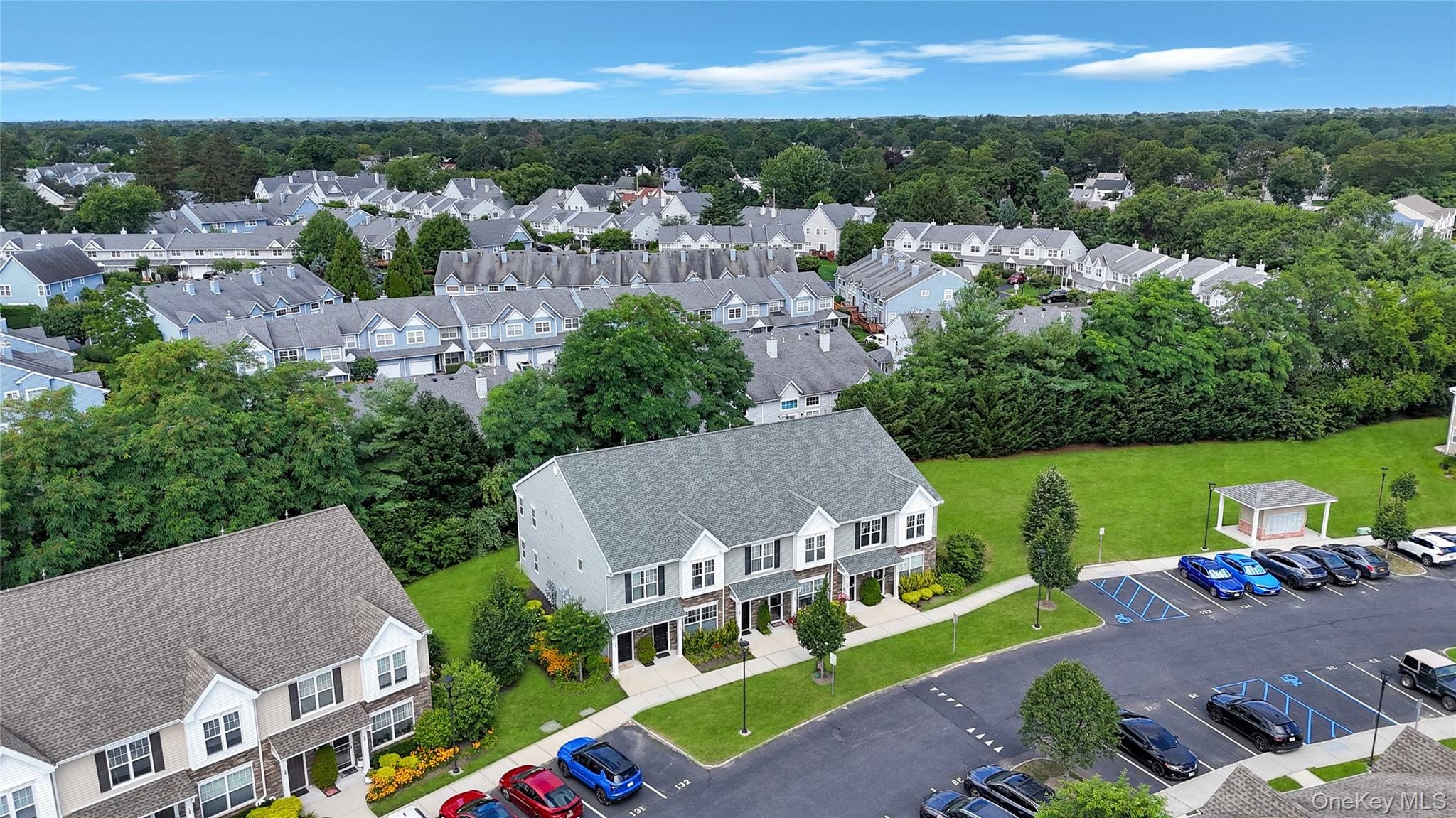 132 Weatherby Lane # 132, Central Islip, NY 11722