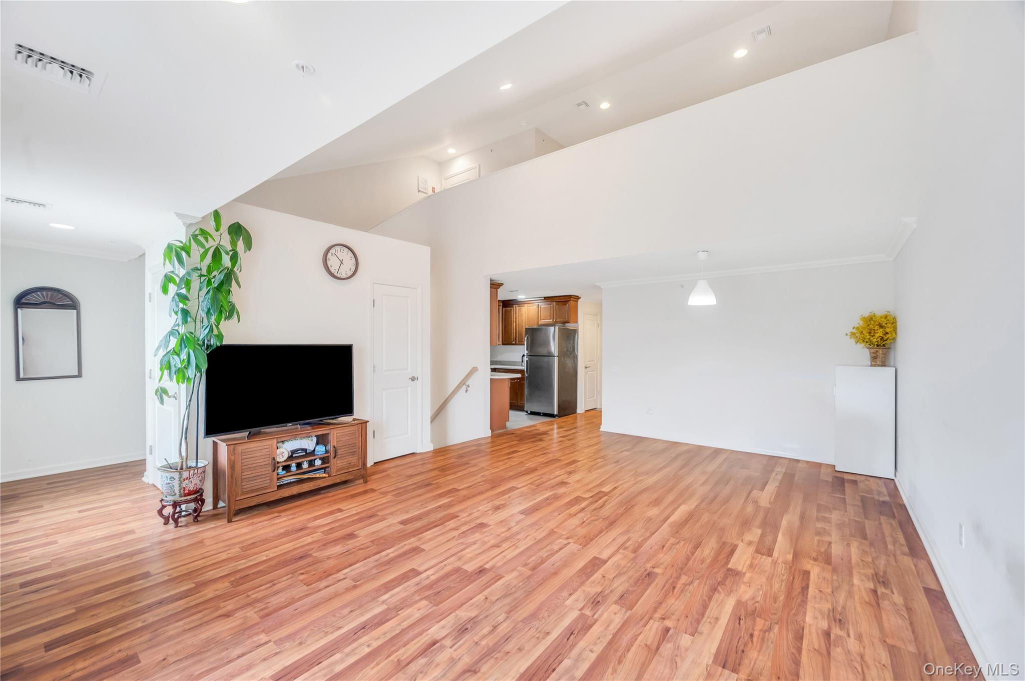 132 Weatherby Lane # 132, Central Islip, NY 11722