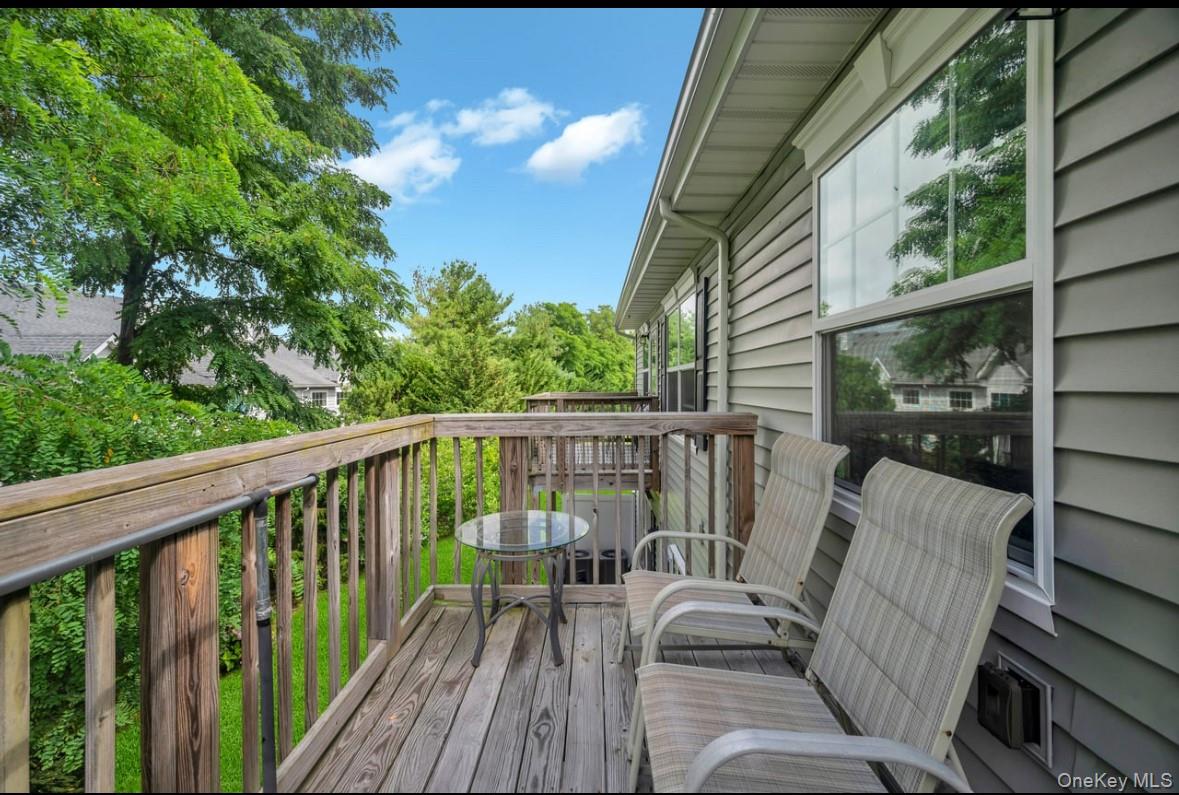 132 Weatherby Lane # 132, Central Islip, NY 11722