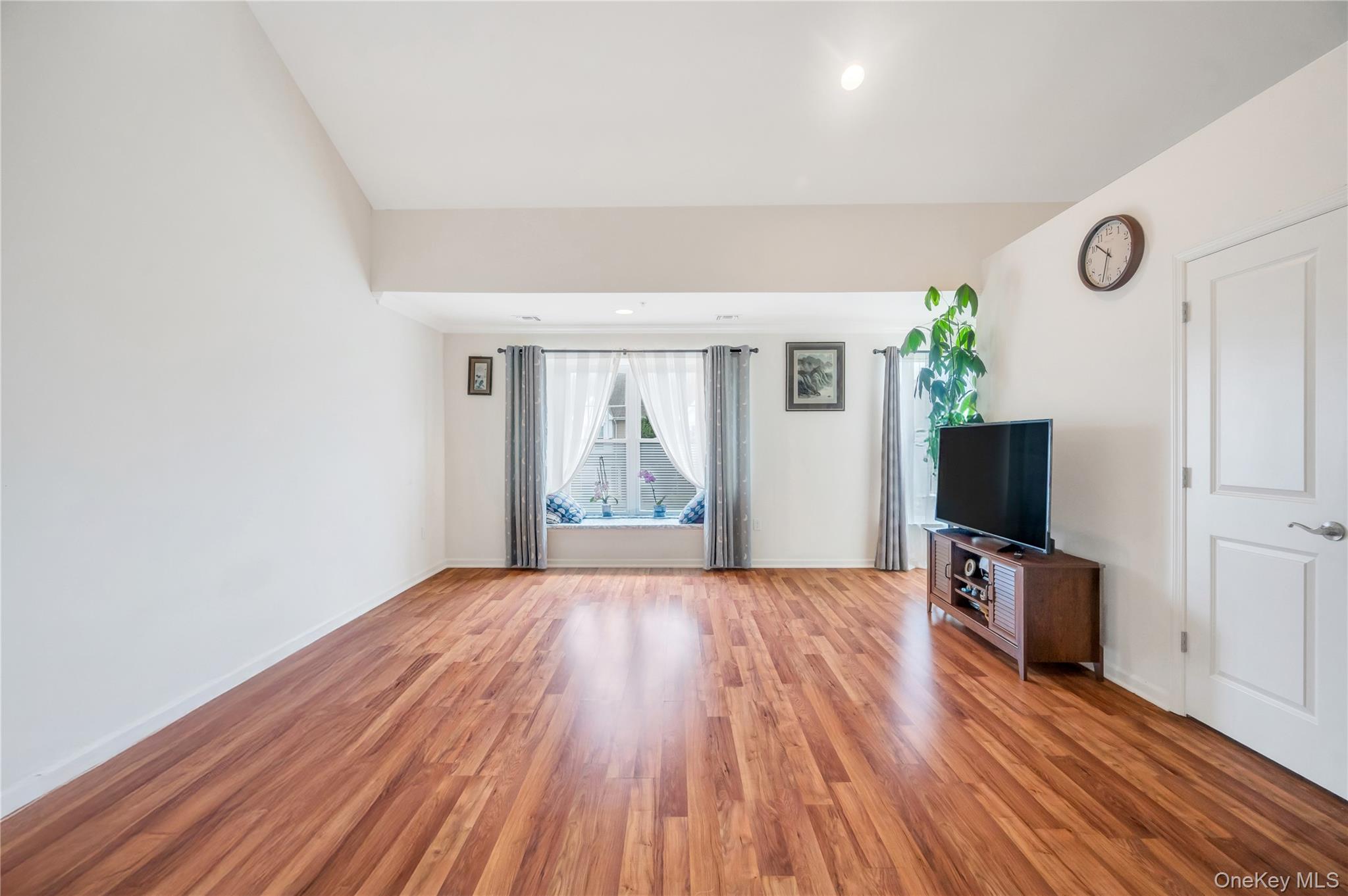 132 Weatherby Lane # 132, Central Islip, NY 11722