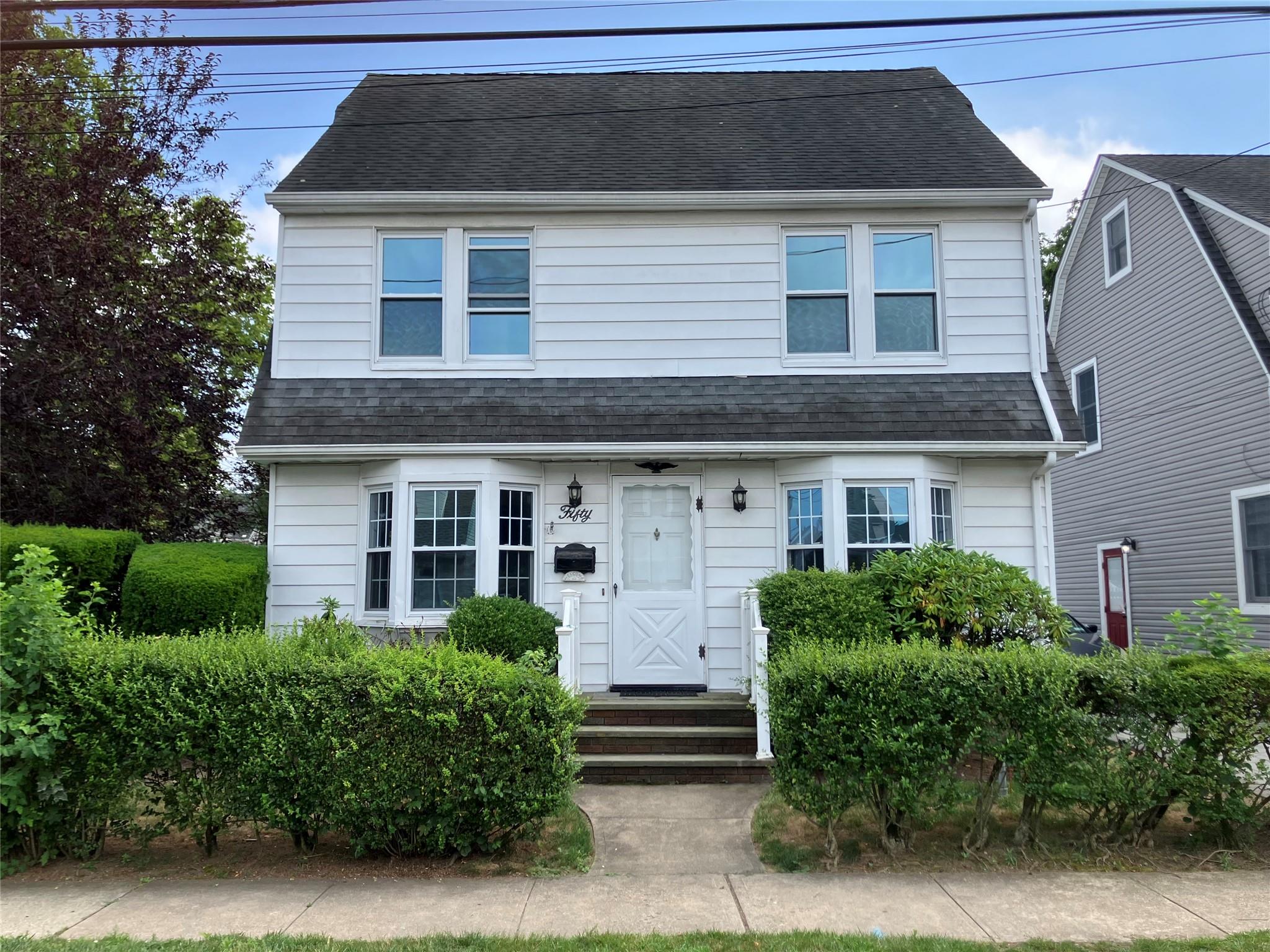 50 Fordham Street, Williston Park, NY 11596