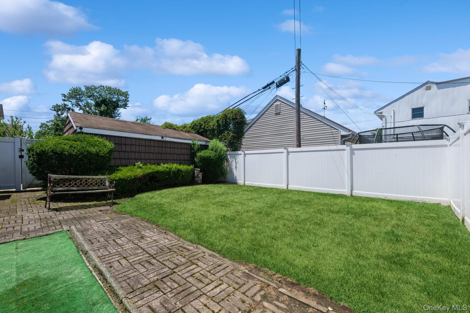 862 Peninsula Boulevard, Woodmere, NY 11598