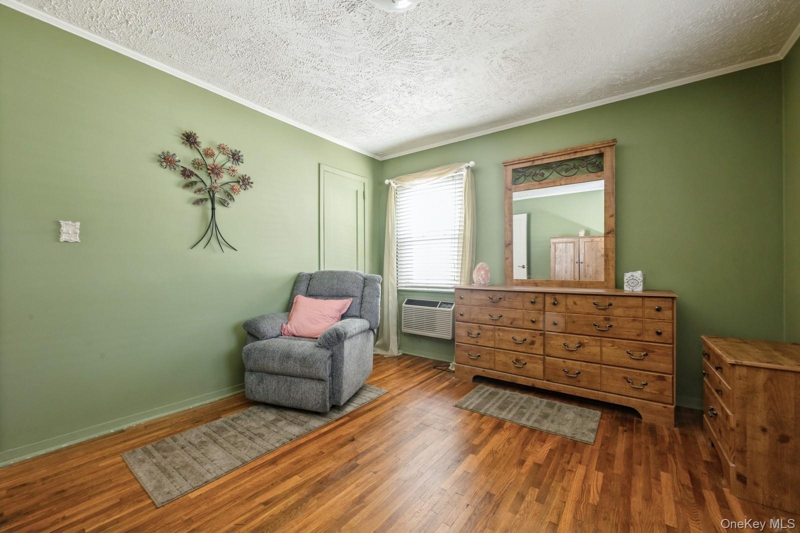 862 Peninsula Boulevard, Woodmere, NY 11598