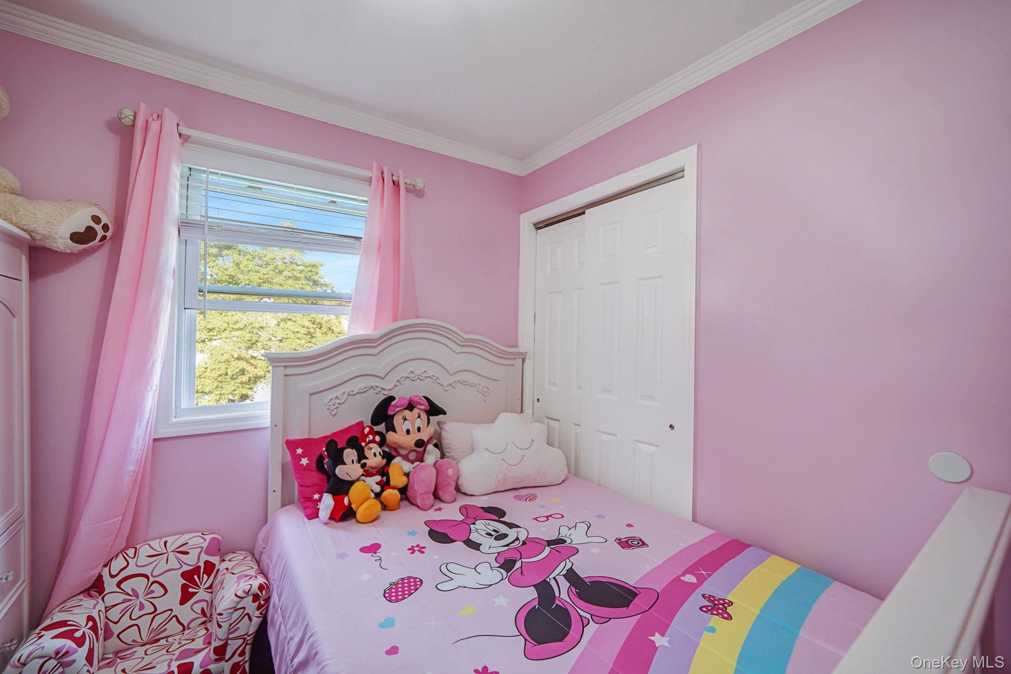 83 Chapel Hill Drive, Brentwood, NY 11717