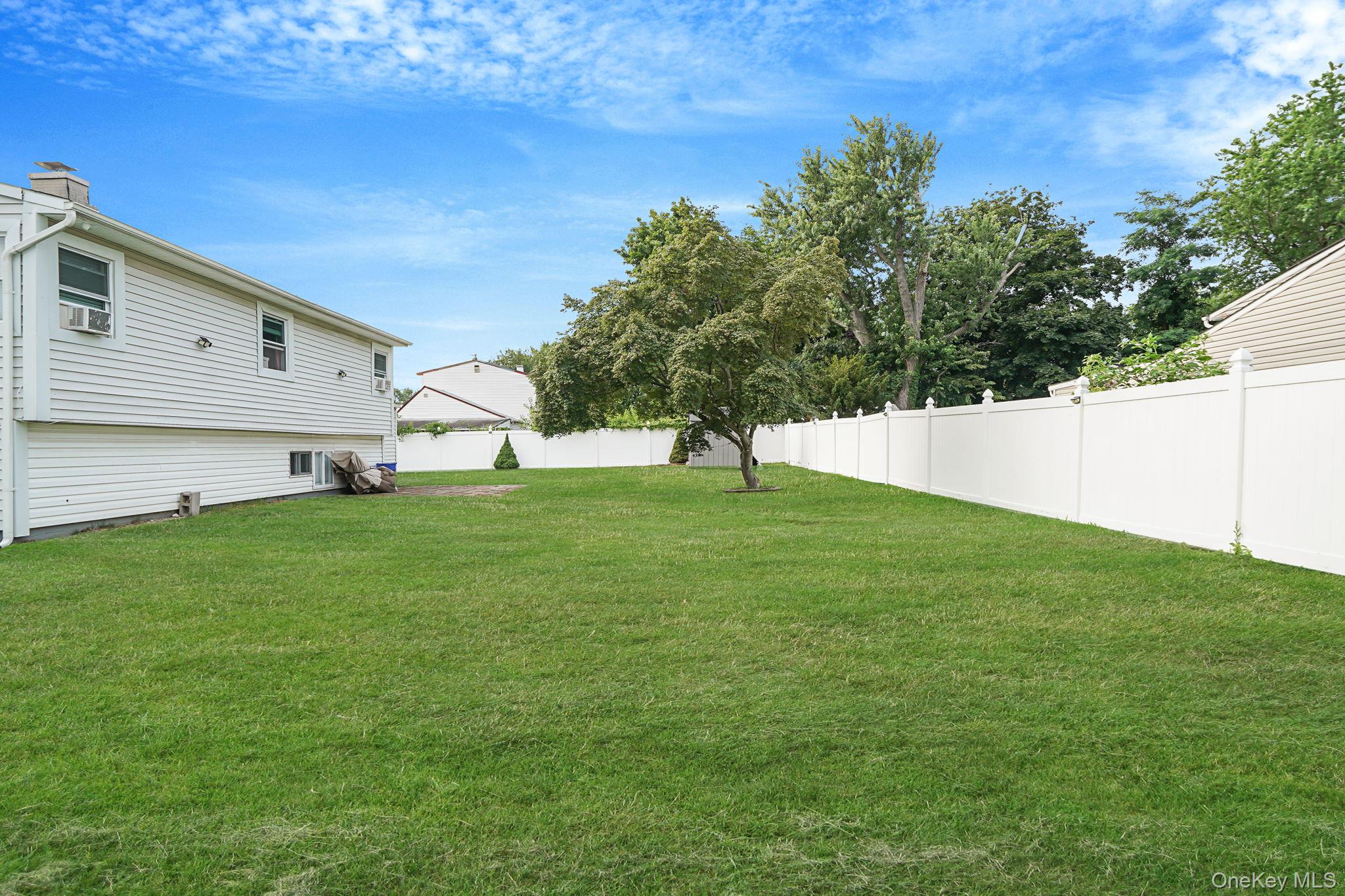 83 Chapel Hill Drive, Brentwood, NY 11717