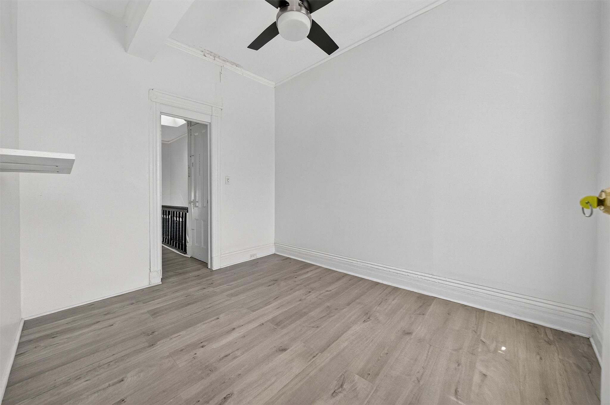 17 Palmetto Street, Brooklyn, NY 11221