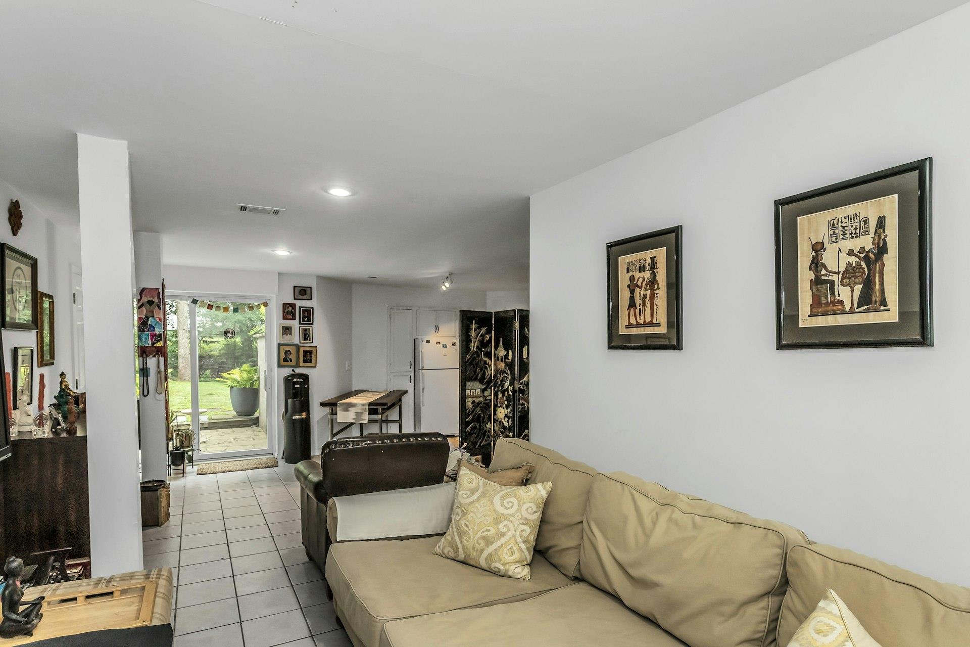 104B Squiretown Road, Hampton Bays, NY 11946