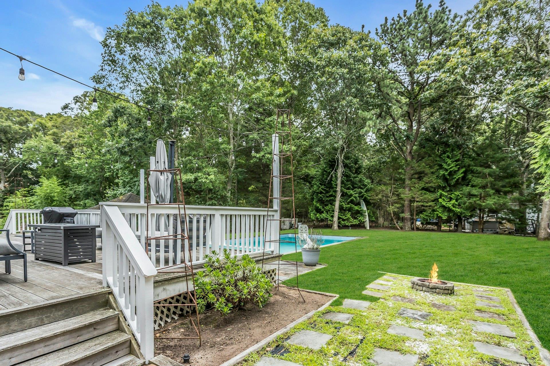 104B Squiretown Road, Hampton Bays, NY 11946