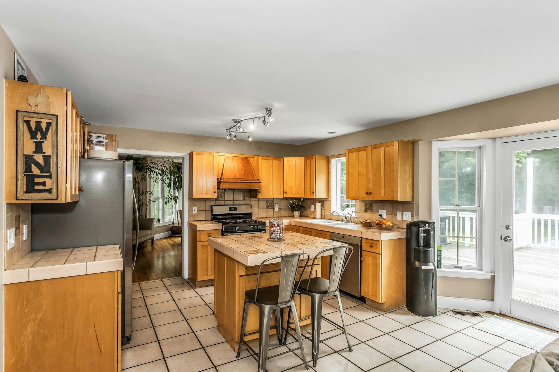 104B Squiretown Road, Hampton Bays, NY 11946