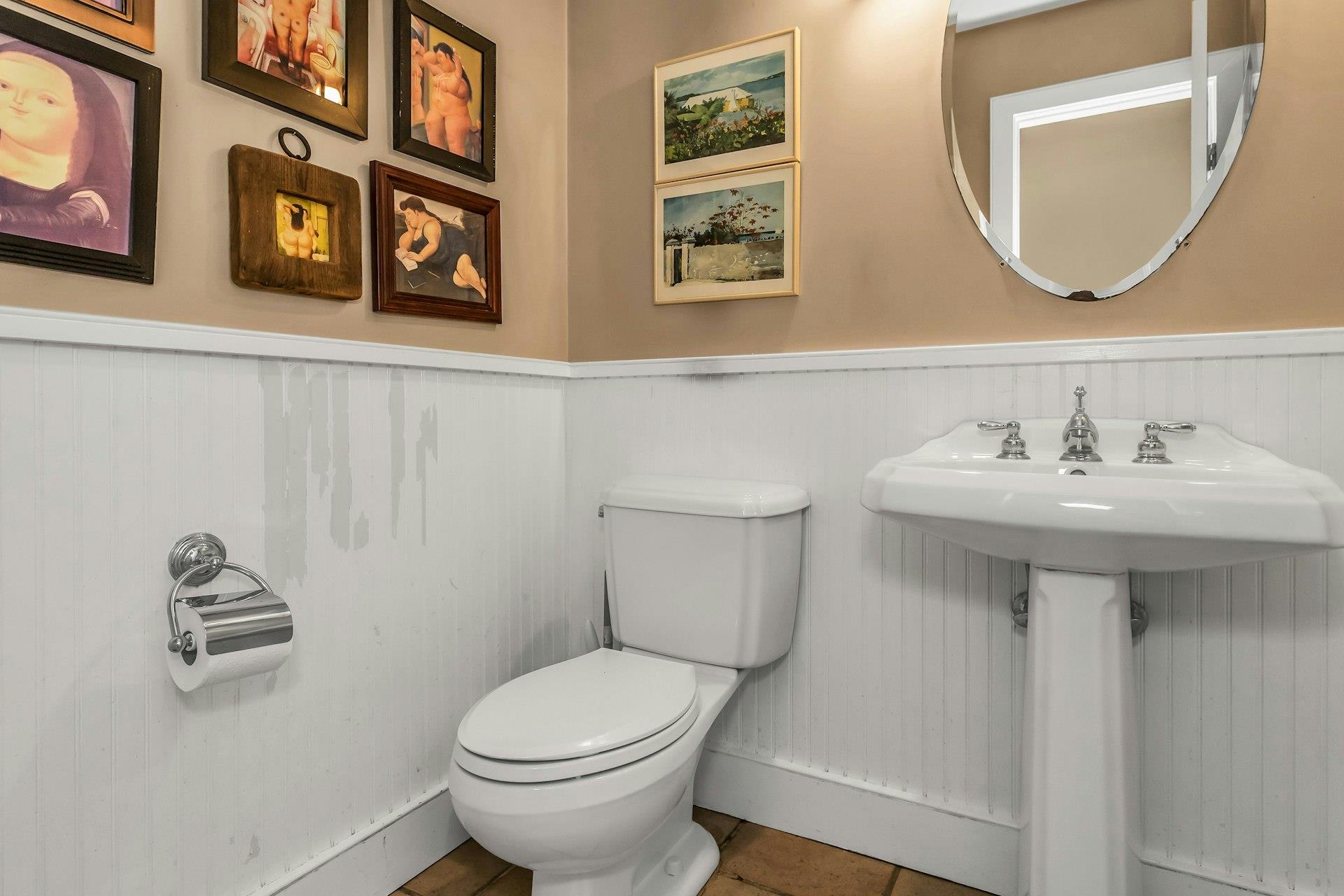 104B Squiretown Road, Hampton Bays, NY 11946