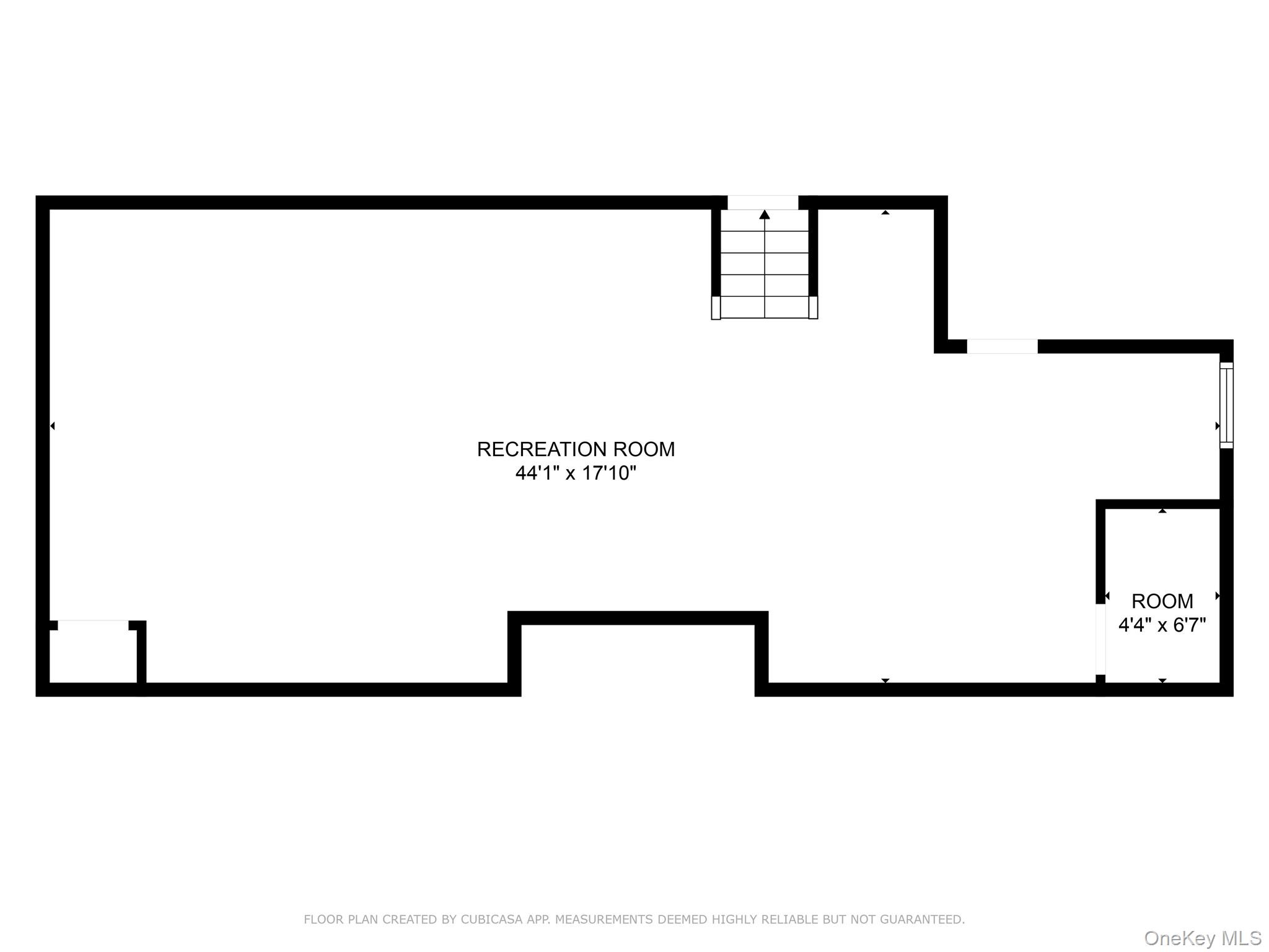 87 Washington Heights Avenue, Hampton Bays, NY 11946