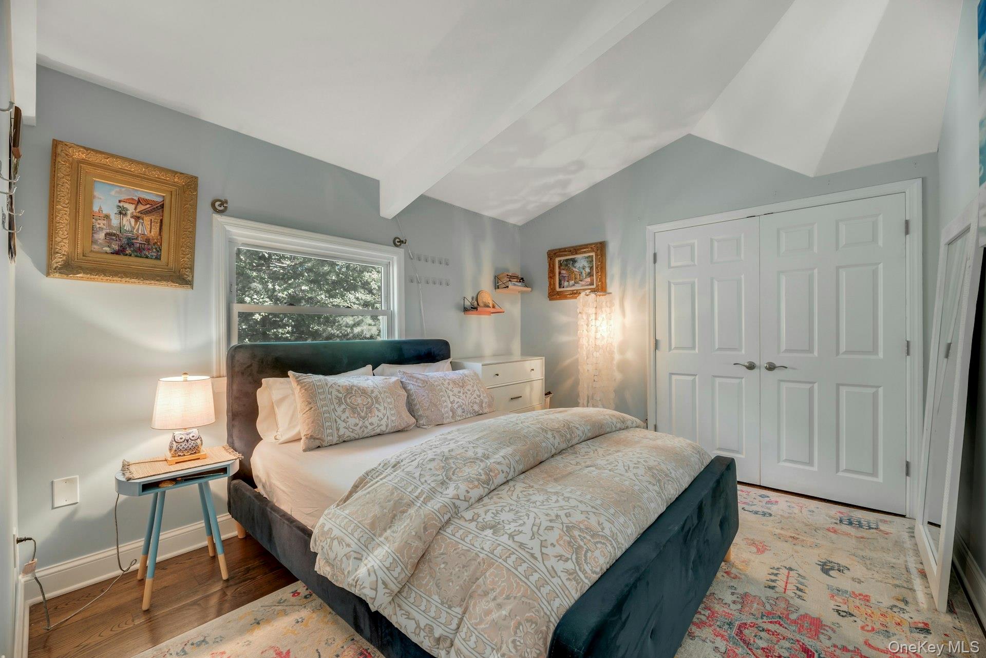 87 Washington Heights Avenue, Hampton Bays, NY 11946