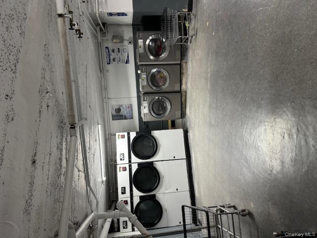 2922 Barnes Ave # 3A, Bronx, NY 10467