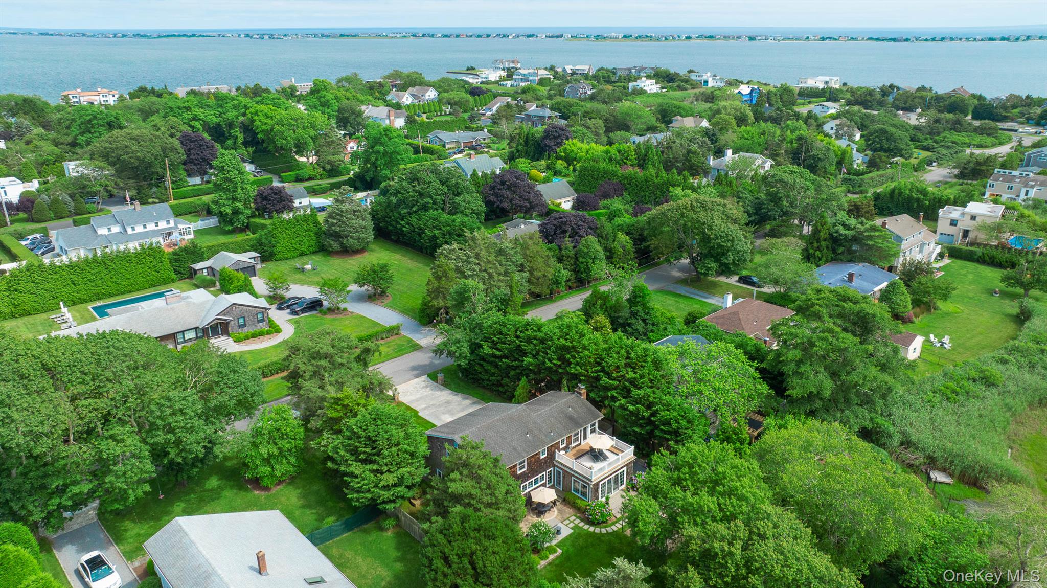 51 Halsey Road, Remsenburg, NY 11960