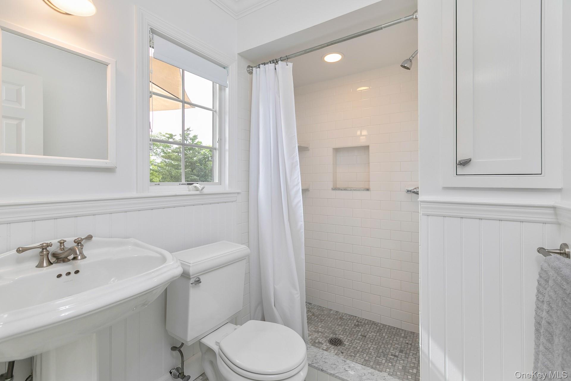 51 Halsey Road, Remsenburg, NY 11960