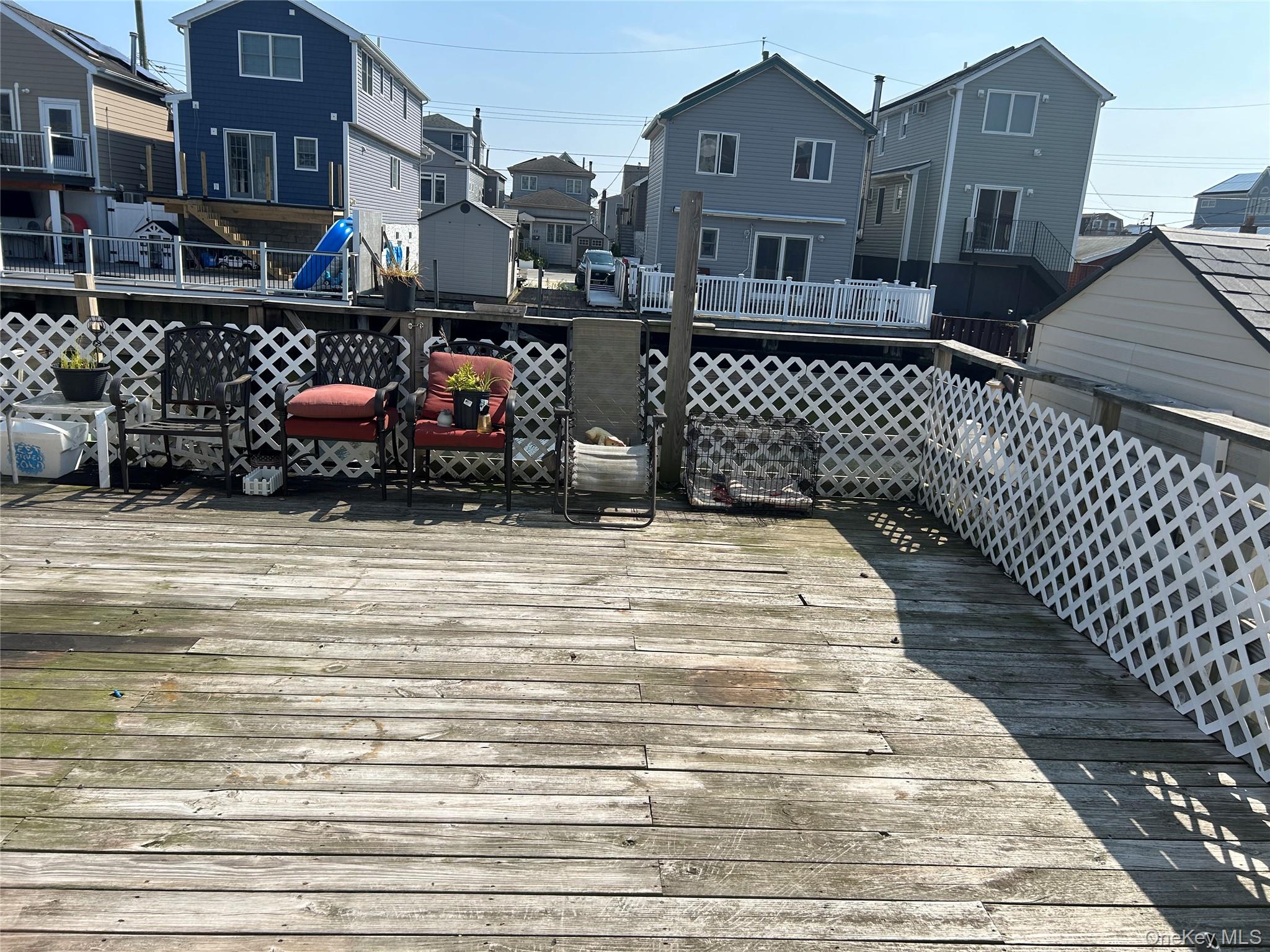 20 W 10th Road, Broad Channel, NY 11693