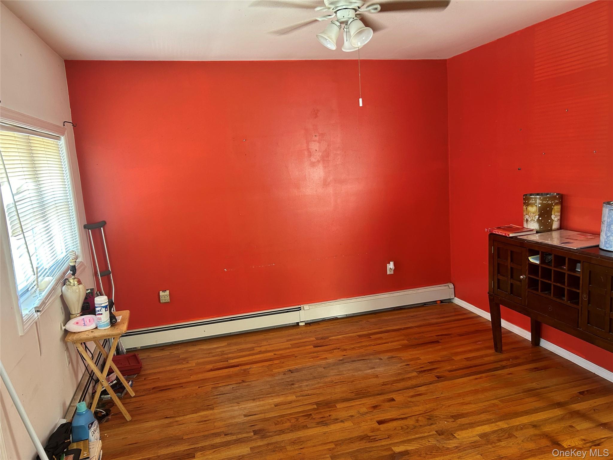 20 W 10th Road, Broad Channel, NY 11693