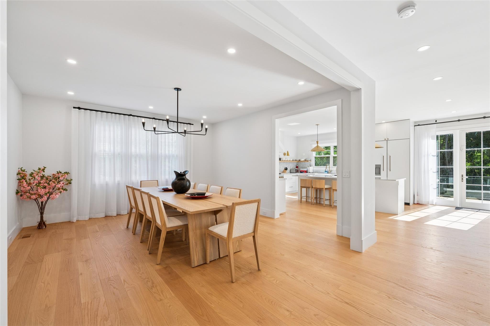 5 Kings Lane, Southampton, NY 11968