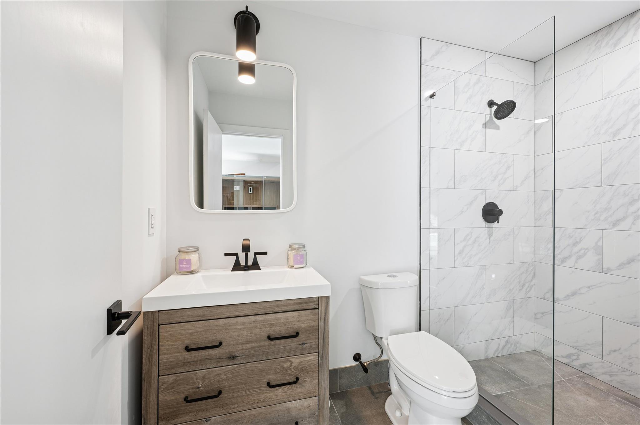 5 Kings Lane, Southampton, NY 11968