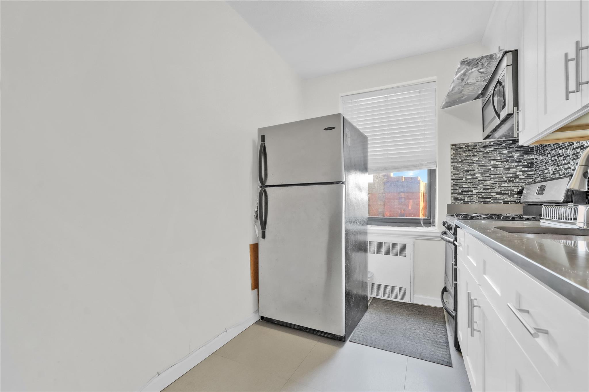 139-09 28th Road # 6F, Flushing, NY 11354