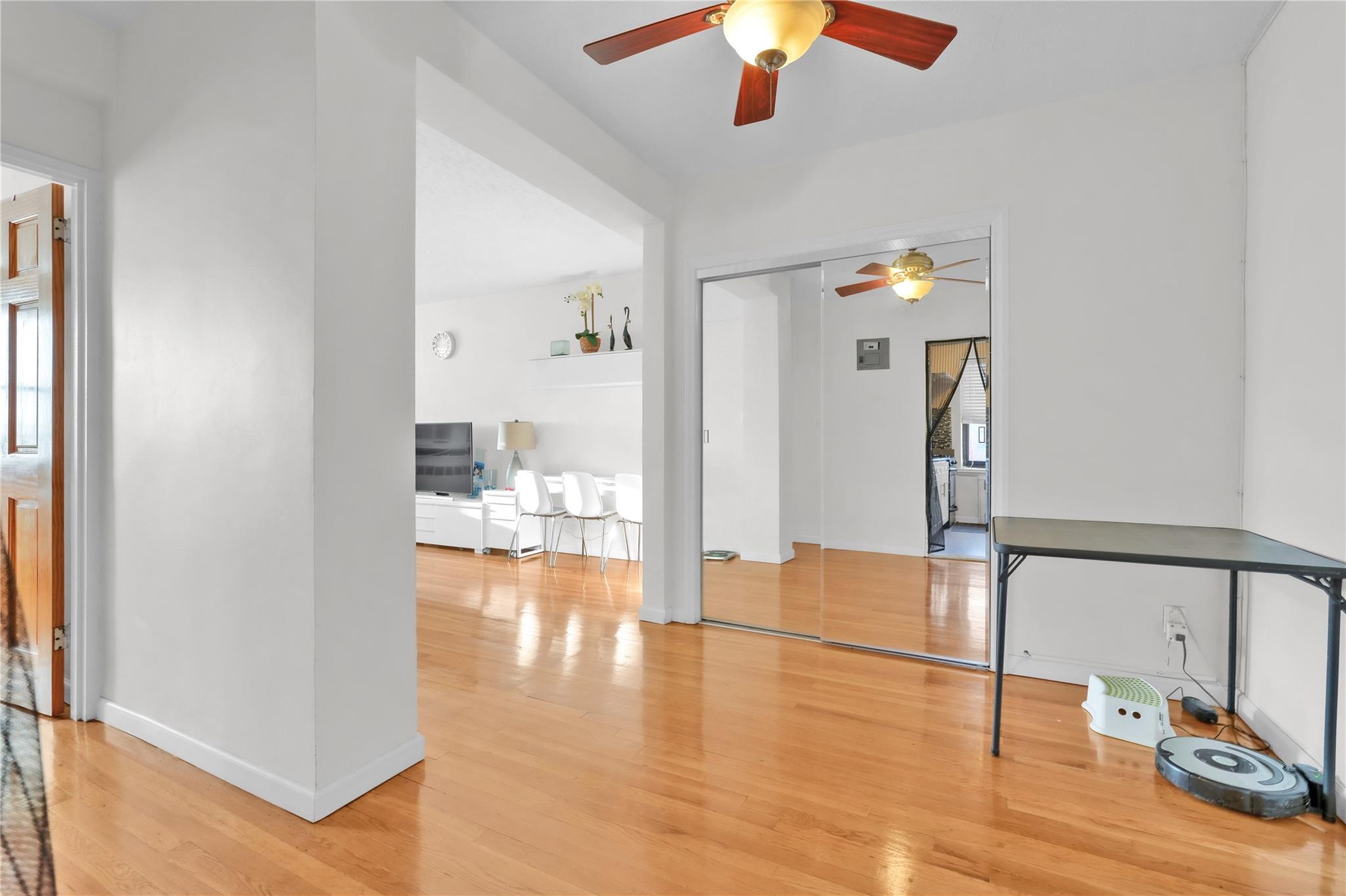 139-09 28th Road # 6F, Flushing, NY 11354