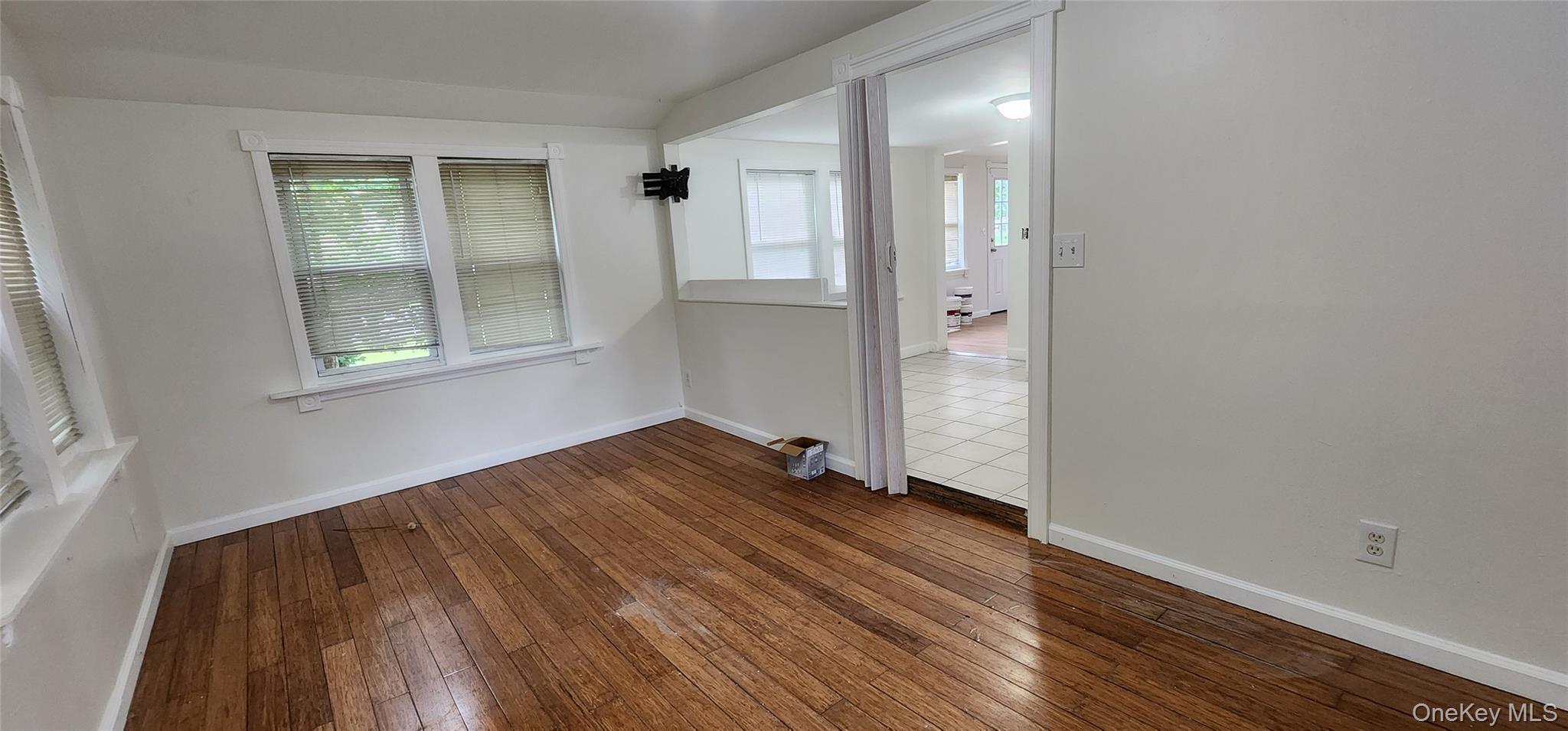 344 Elm Road W, Mastic Beach, NY 11951