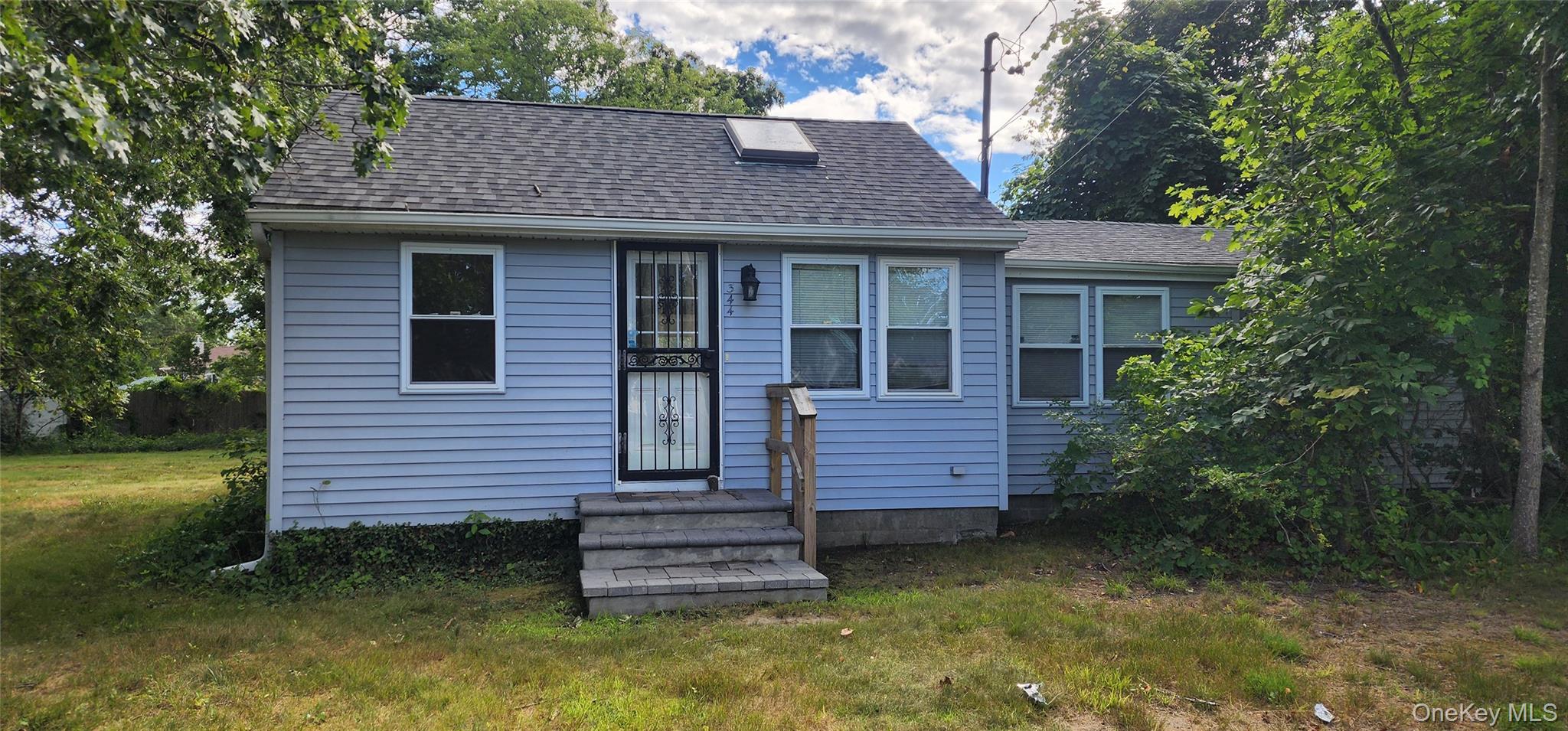 344 Elm Road W, Mastic Beach, NY 11951