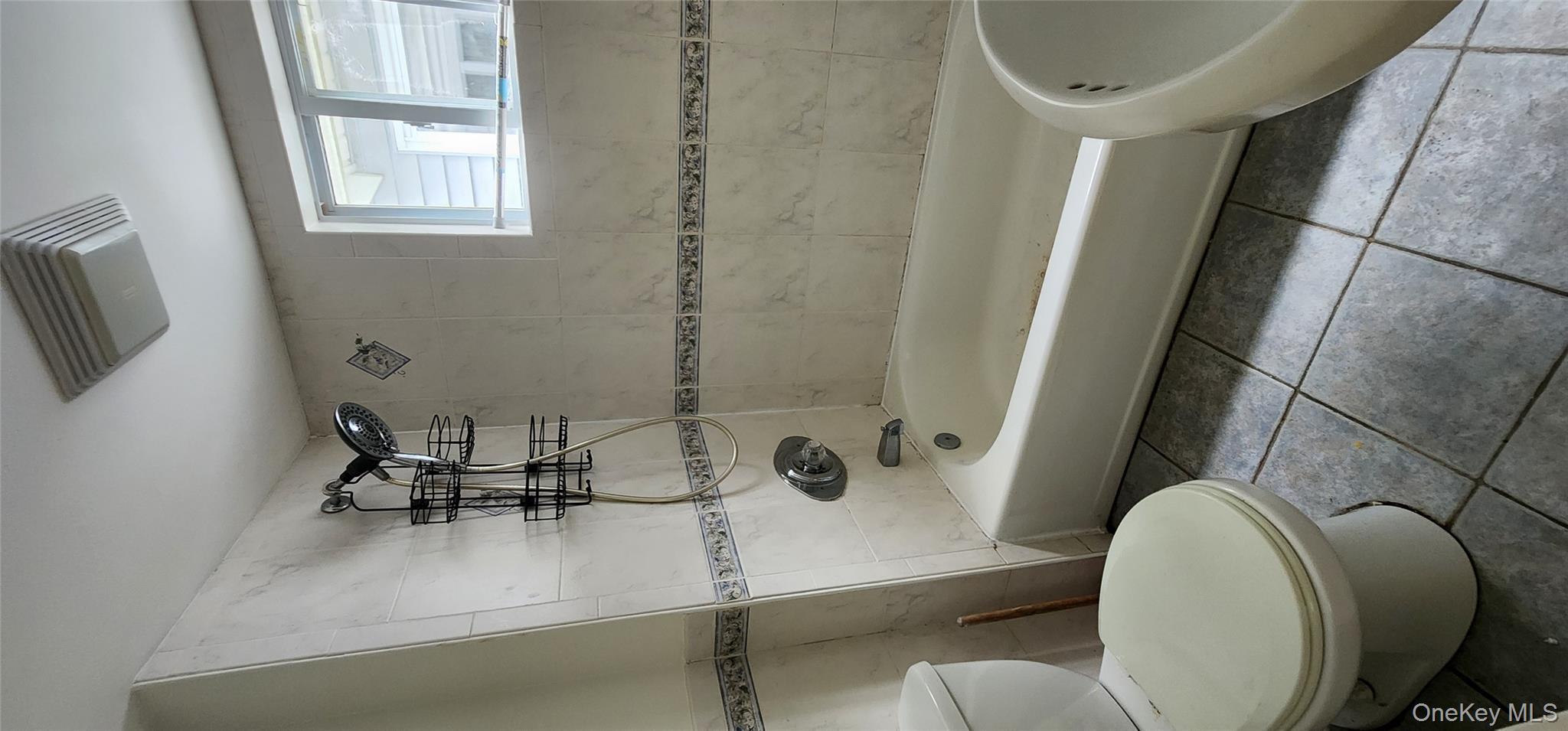 344 Elm Road W, Mastic Beach, NY 11951