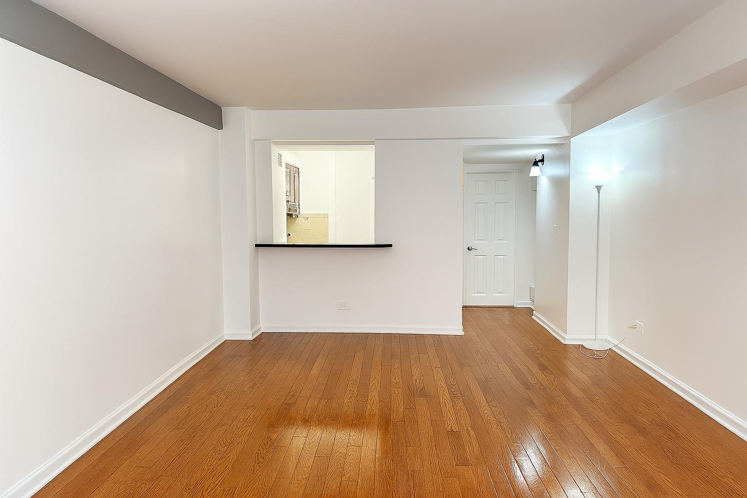 240 E 46th Street # 10H, New York (Manhattan), NY 10017