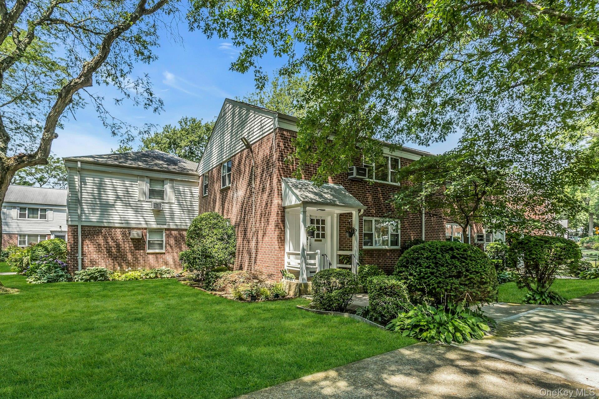 15-06 212 Street # 207, Bayside, NY 11360