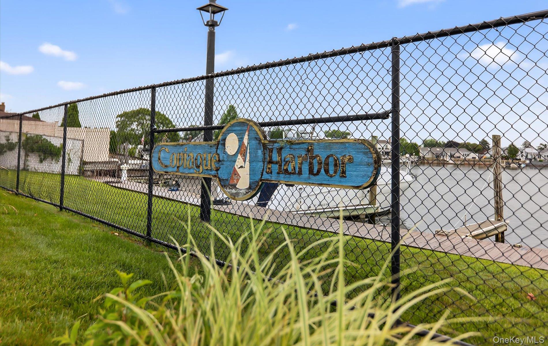 321 Lagoon Drive S, Copiague, NY 11726