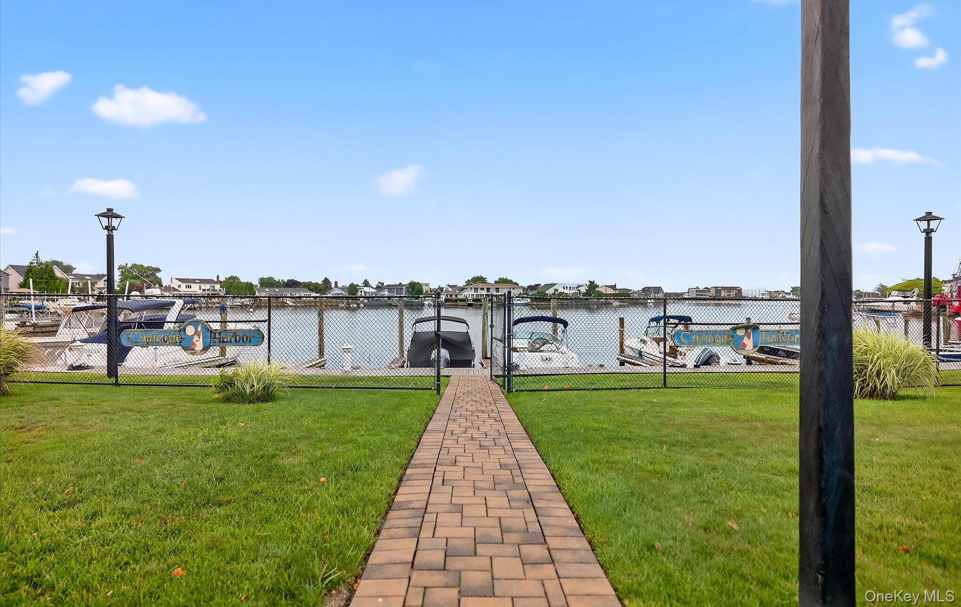 321 Lagoon Drive S, Copiague, NY 11726