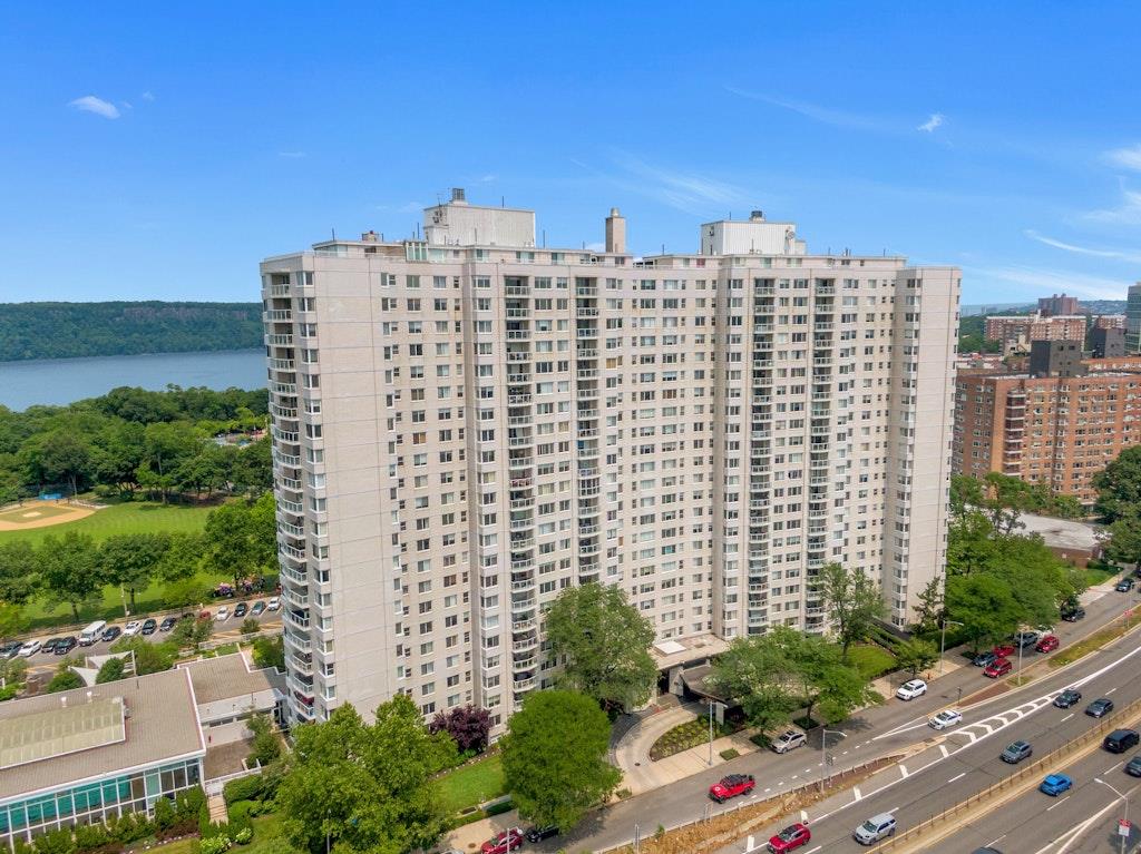 3333 Henry Hudson Parkway # 4M, Bronx, NY 10463