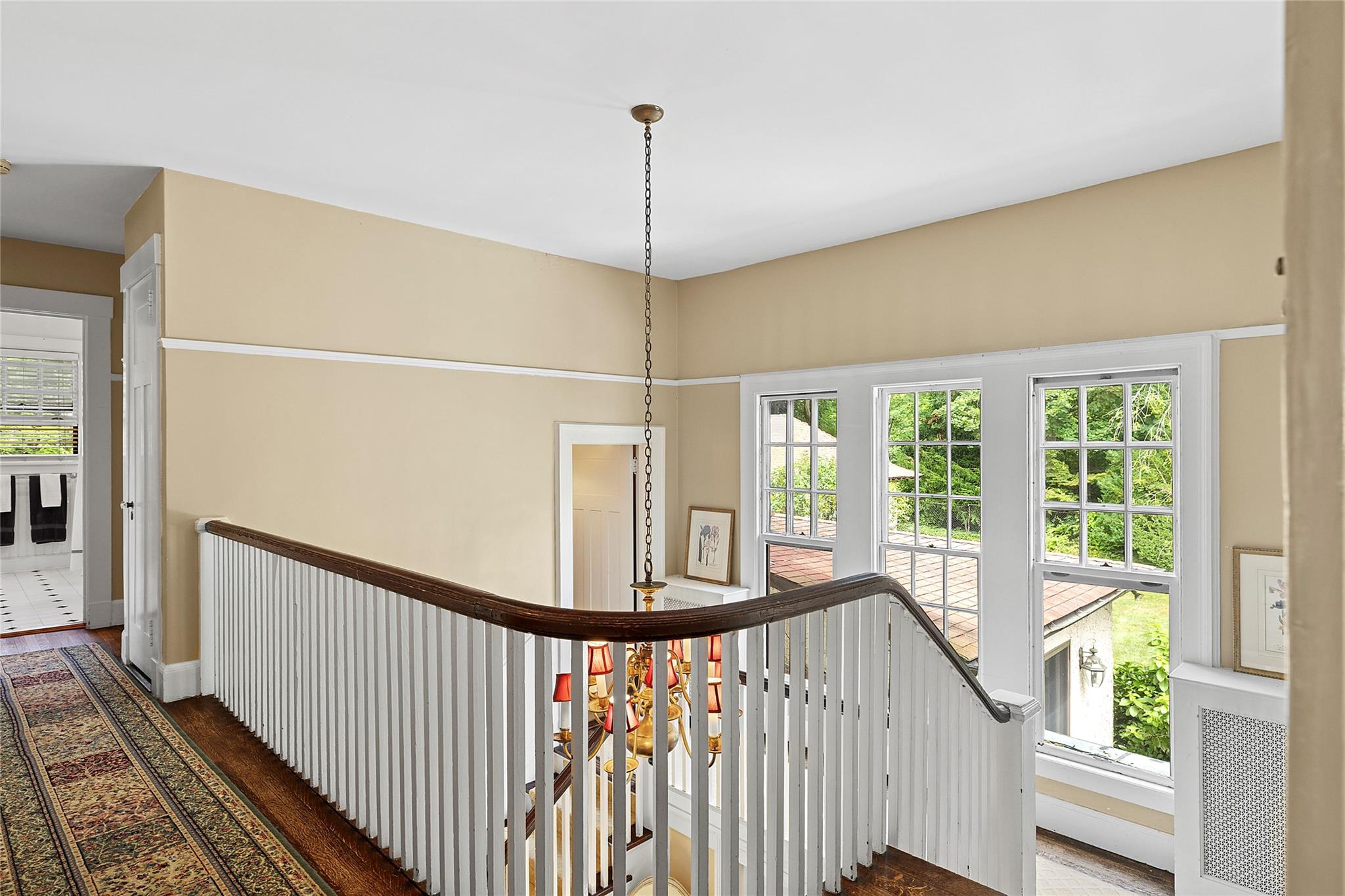 7 Edgehill Road, Glen Cove, NY 11542