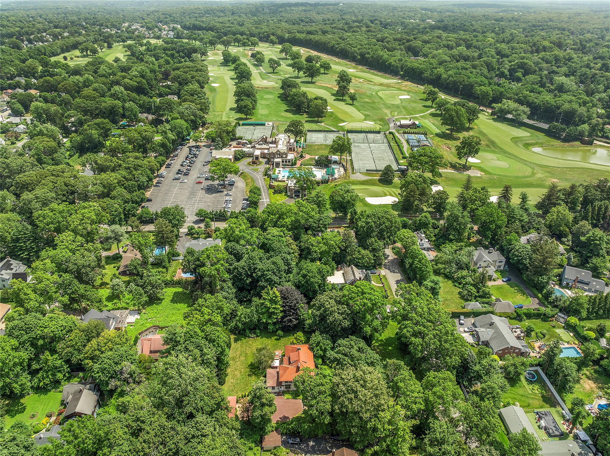 7 Edgehill Road, Glen Cove, NY 11542