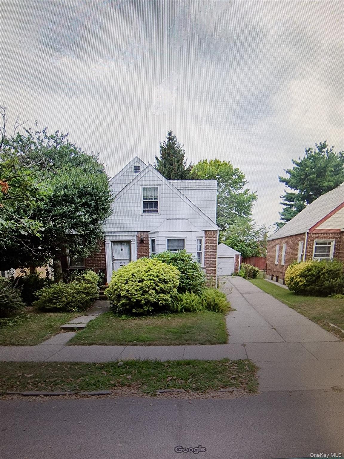 67-16 147 Street, Flushing, NY 11367