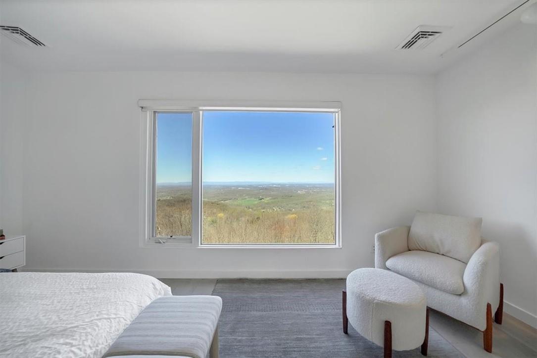 94 Mine Hill, Cornwall, NY 12518