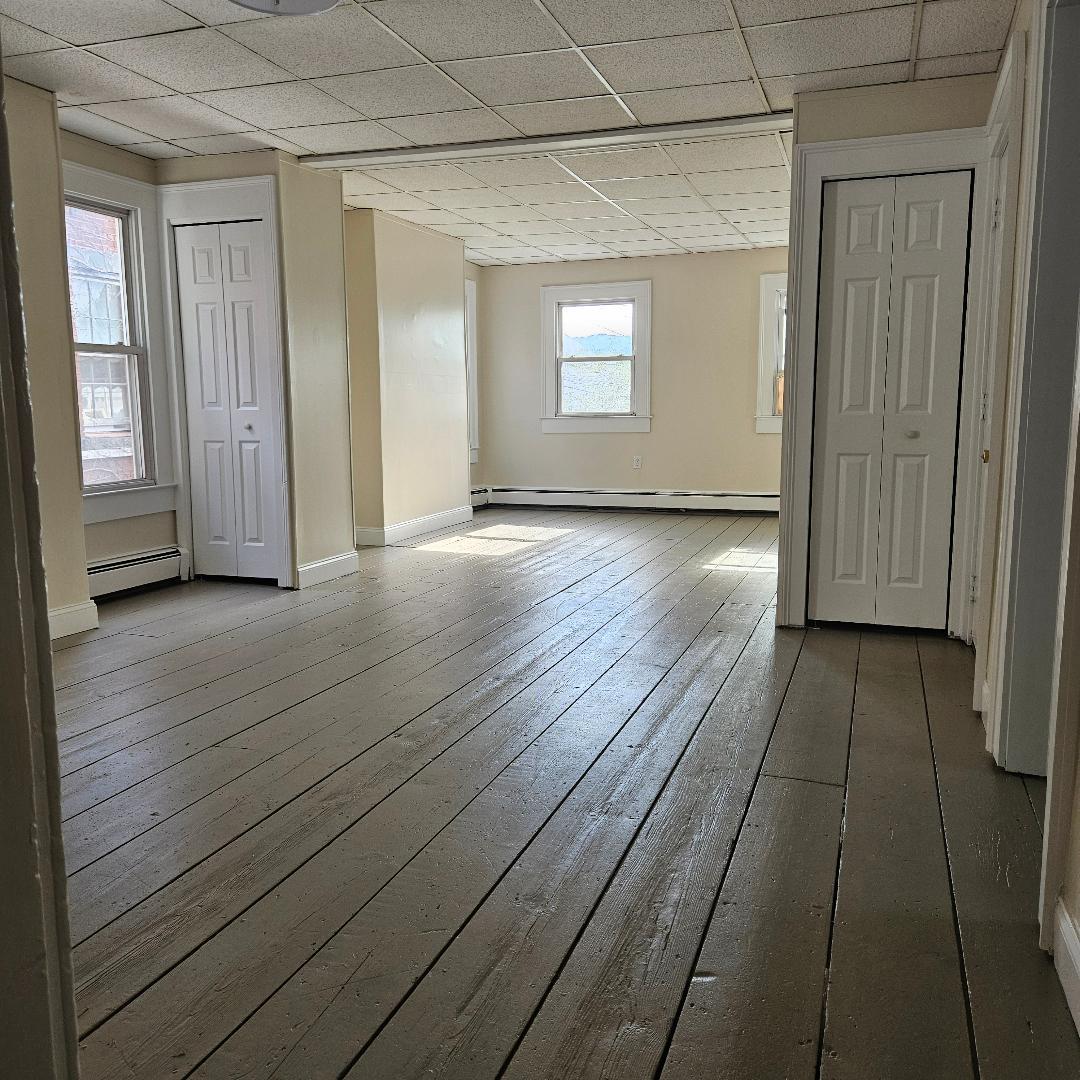 29 Delano Street # #2, Poughkeepsie, NY 12601