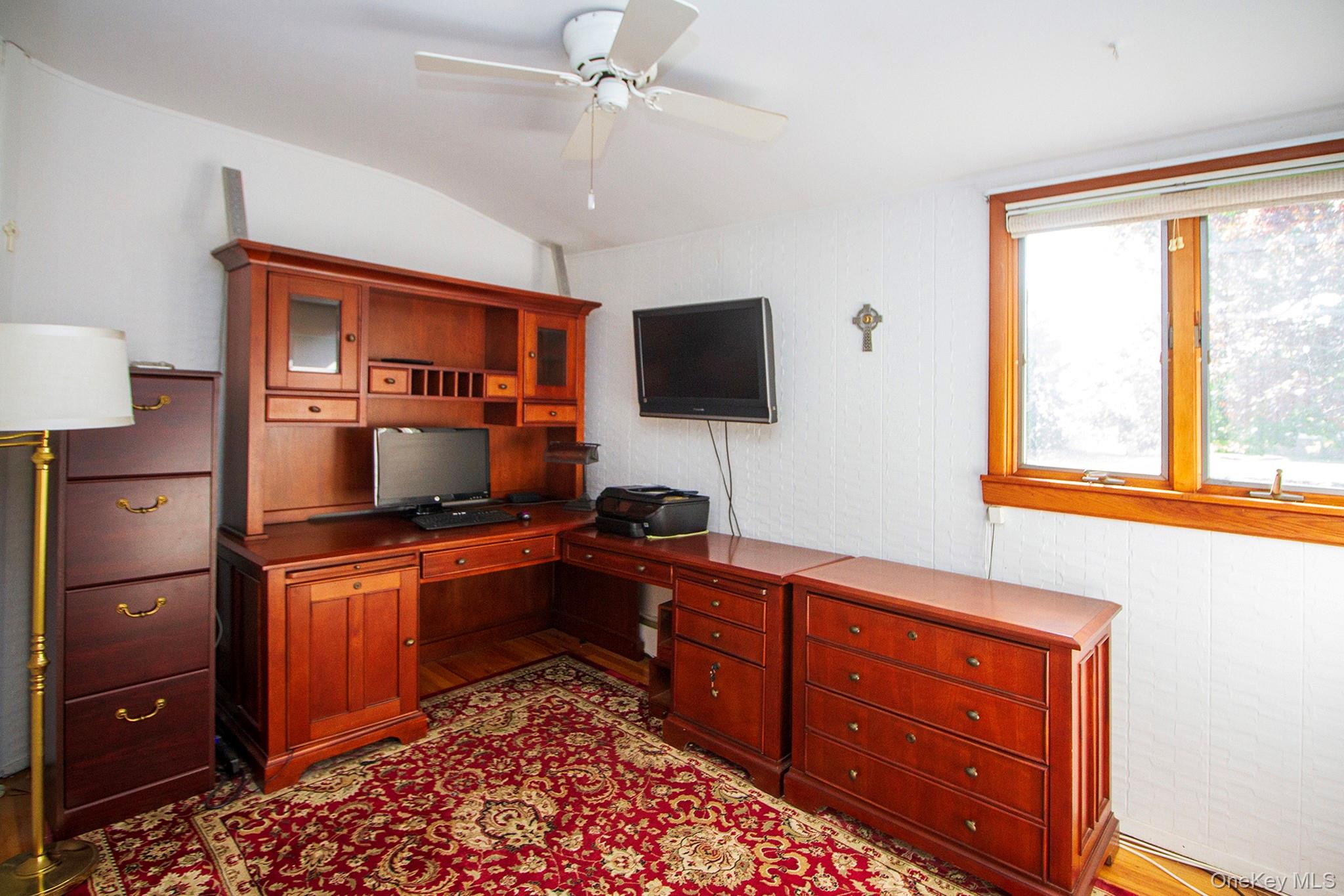 6 Freshman Lane, Stony Brook, NY 11790