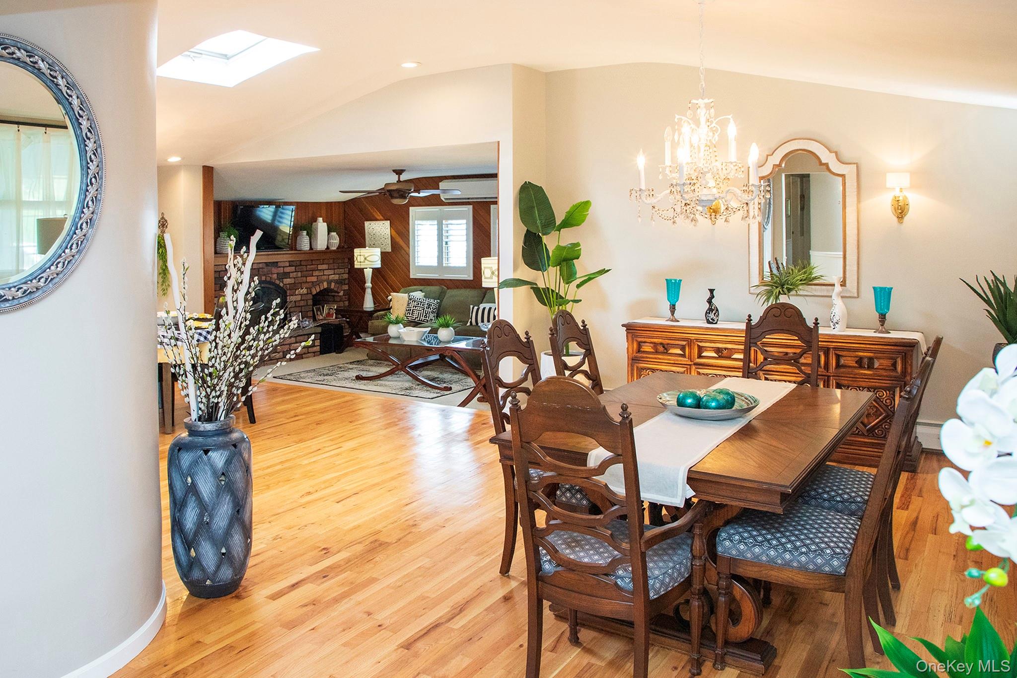 6 Freshman Lane, Stony Brook, NY 11790