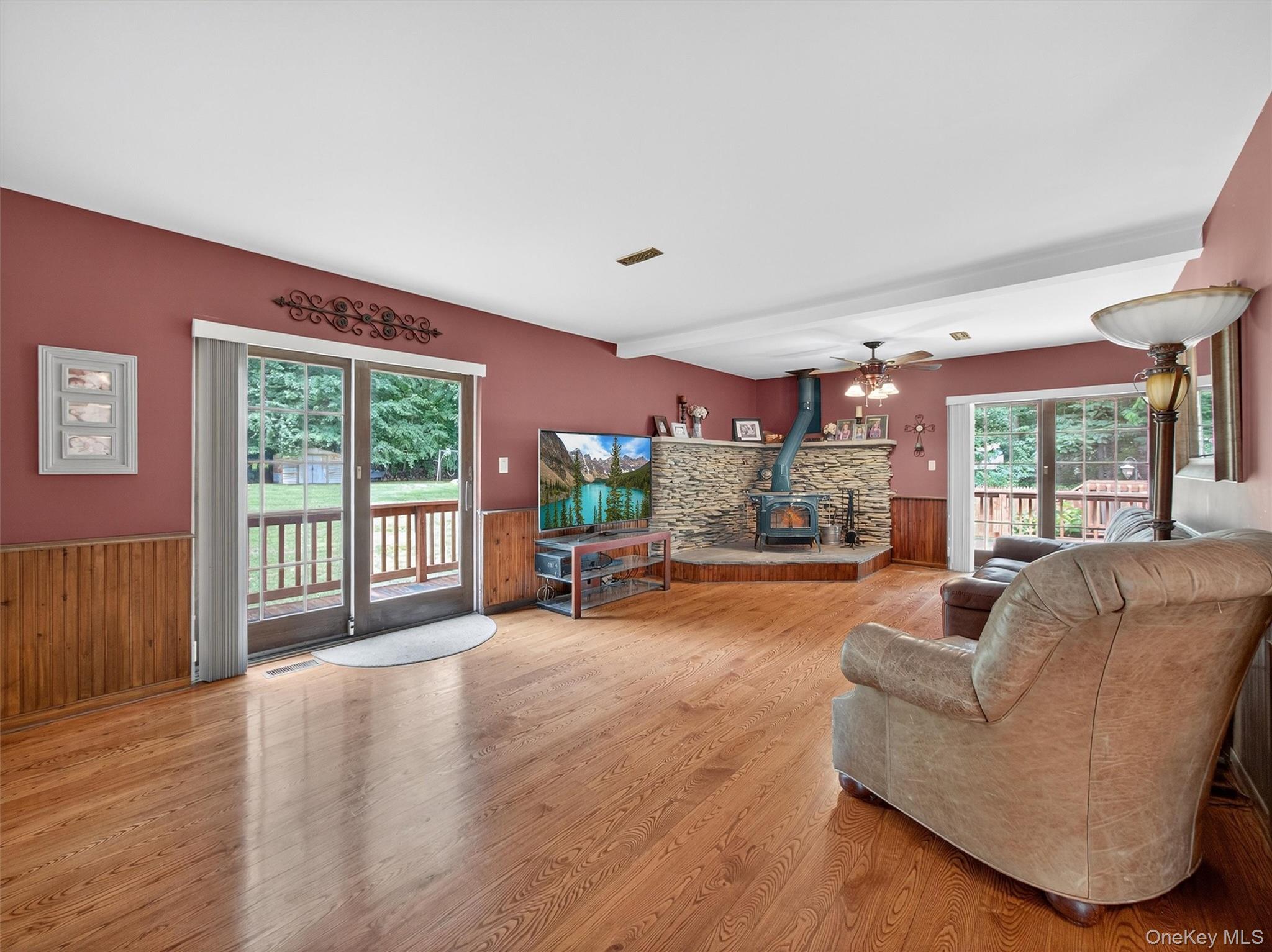 38 Van Buren Street, Pearl River, NY 10965