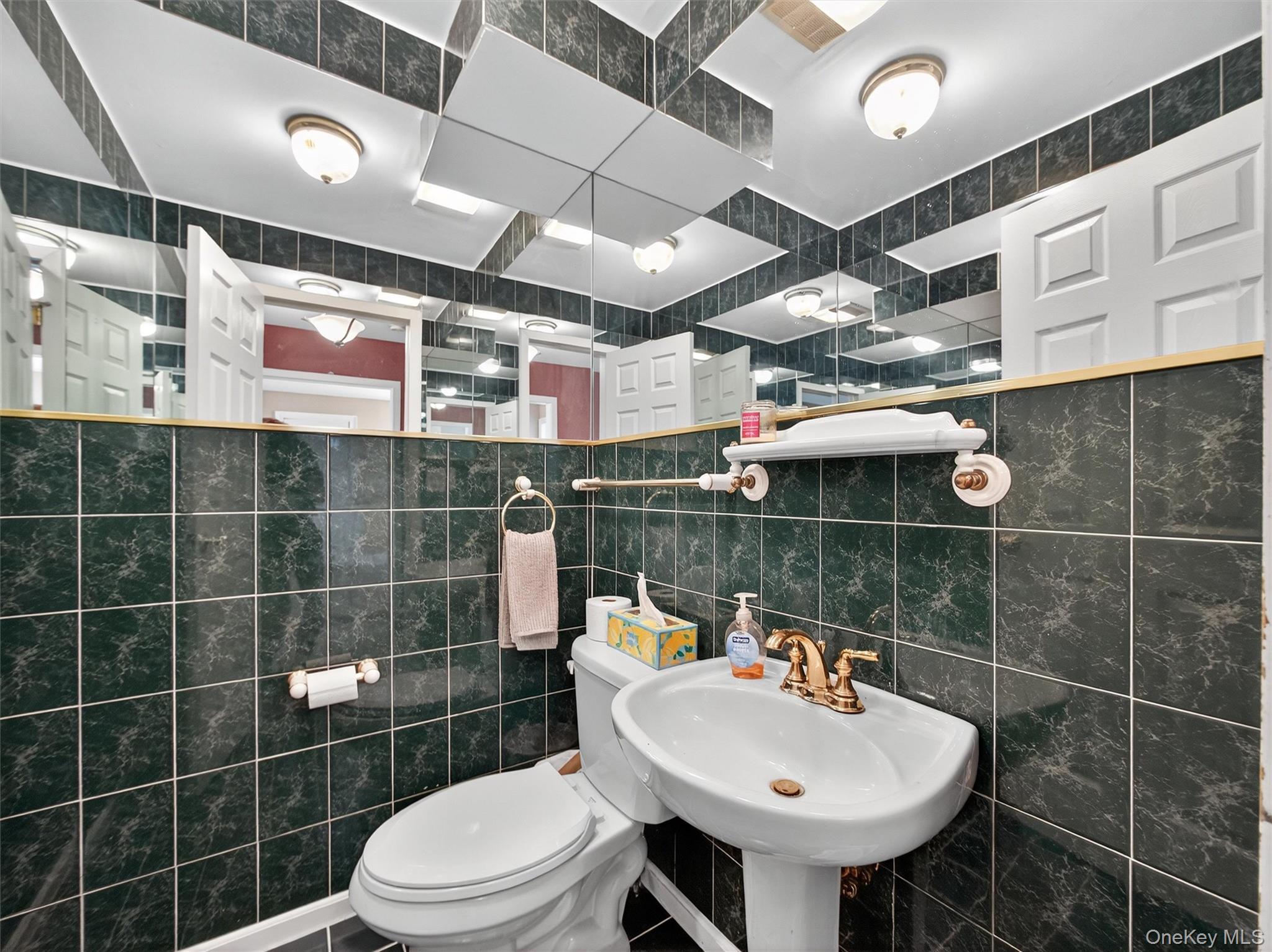 38 Van Buren Street, Pearl River, NY 10965