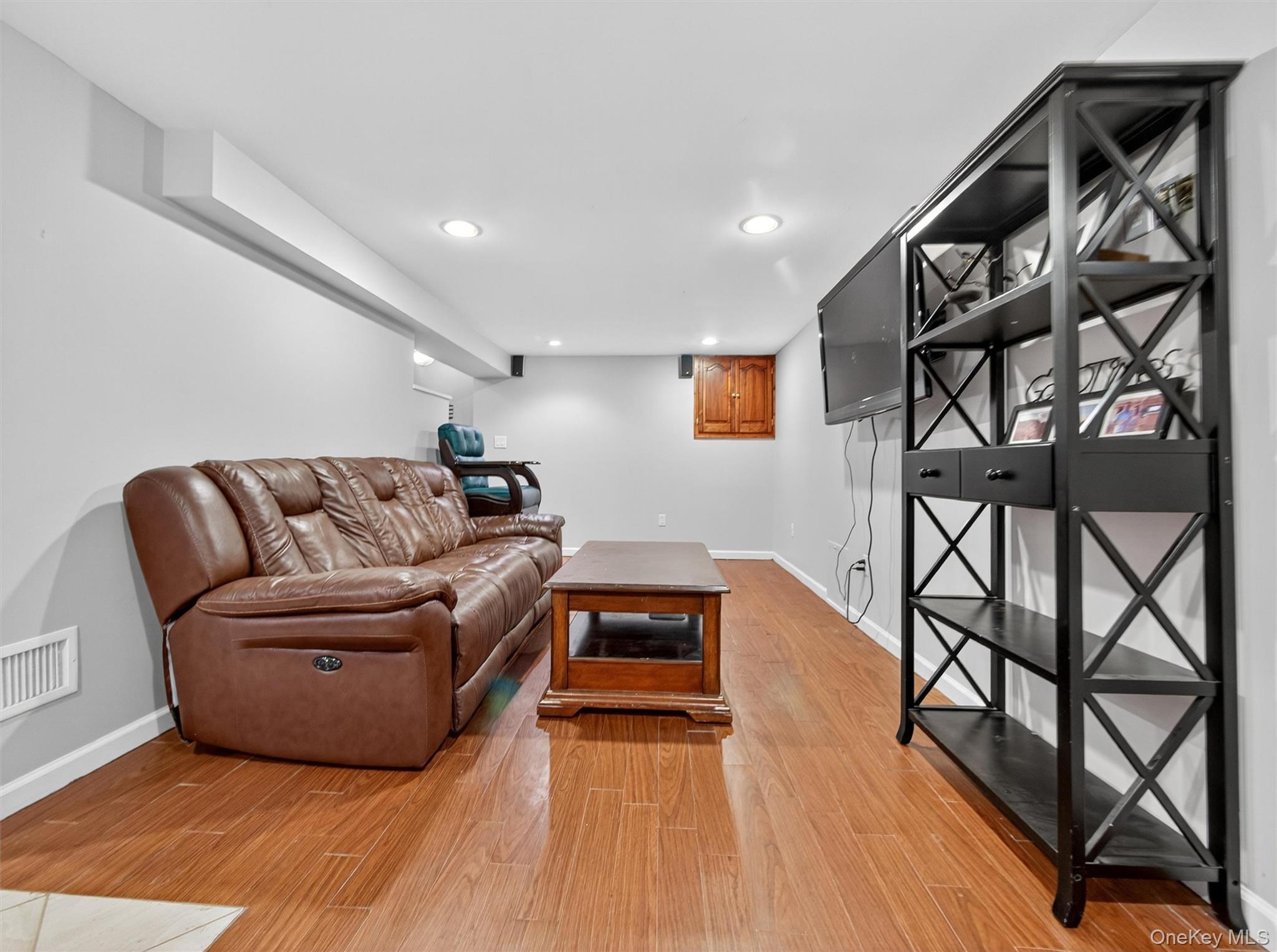 38 Van Buren Street, Pearl River, NY 10965