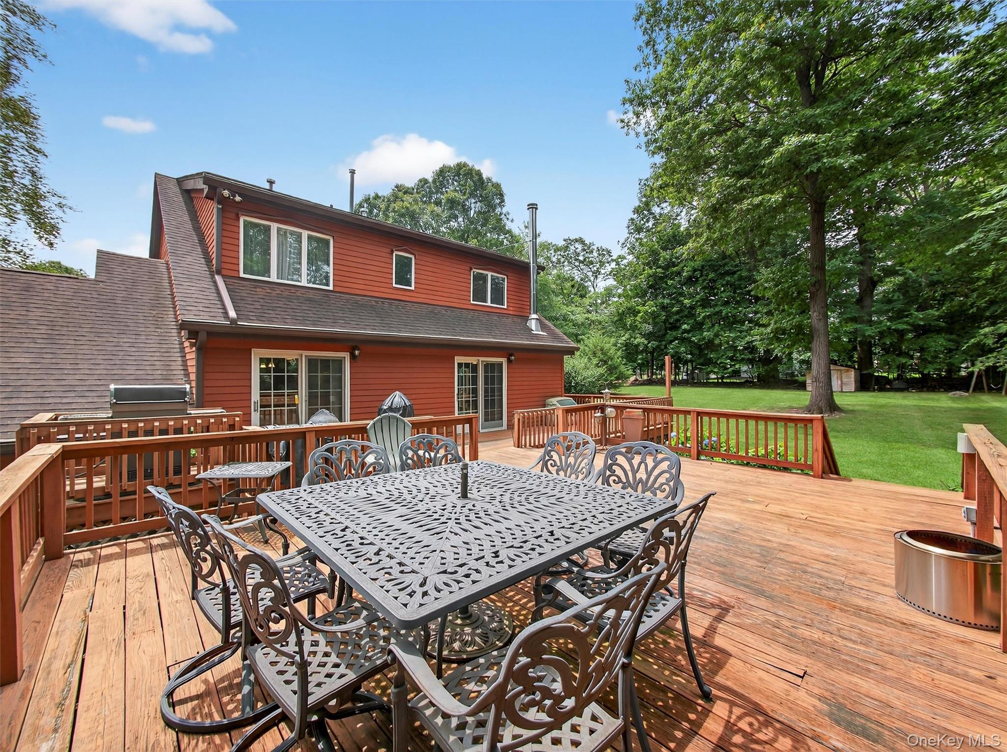 38 Van Buren Street, Pearl River, NY 10965