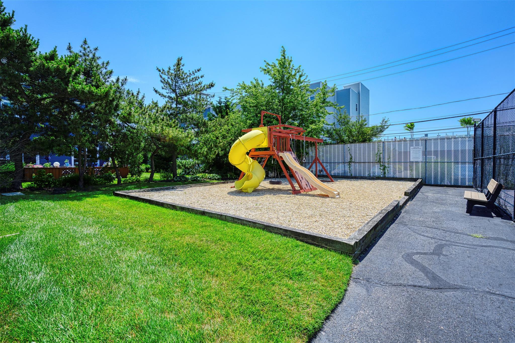 100 Baker Court # 36, Island Park, NY 11558