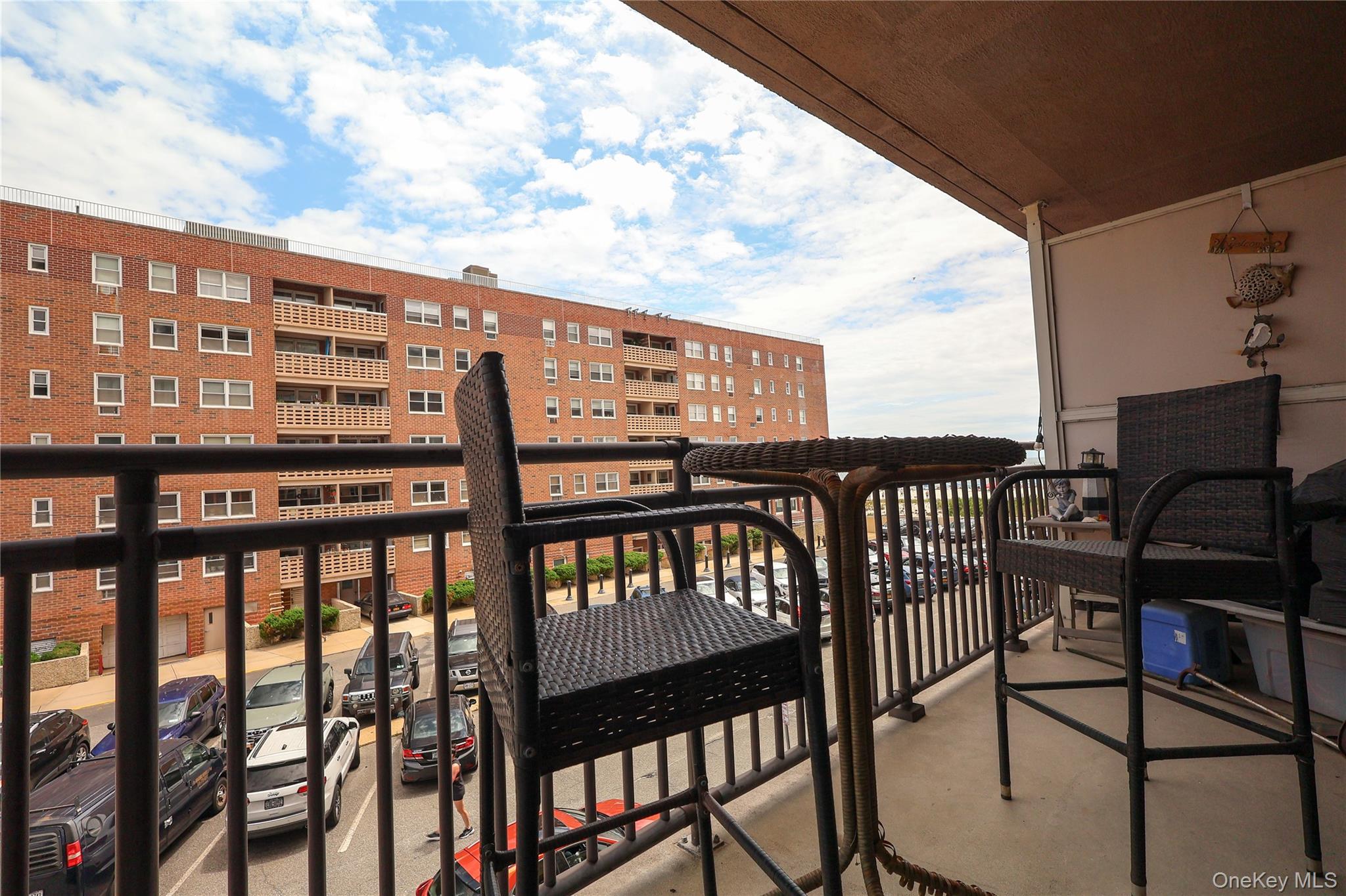 25 Neptune Boulevard # 2T, Long Beach, NY 11561