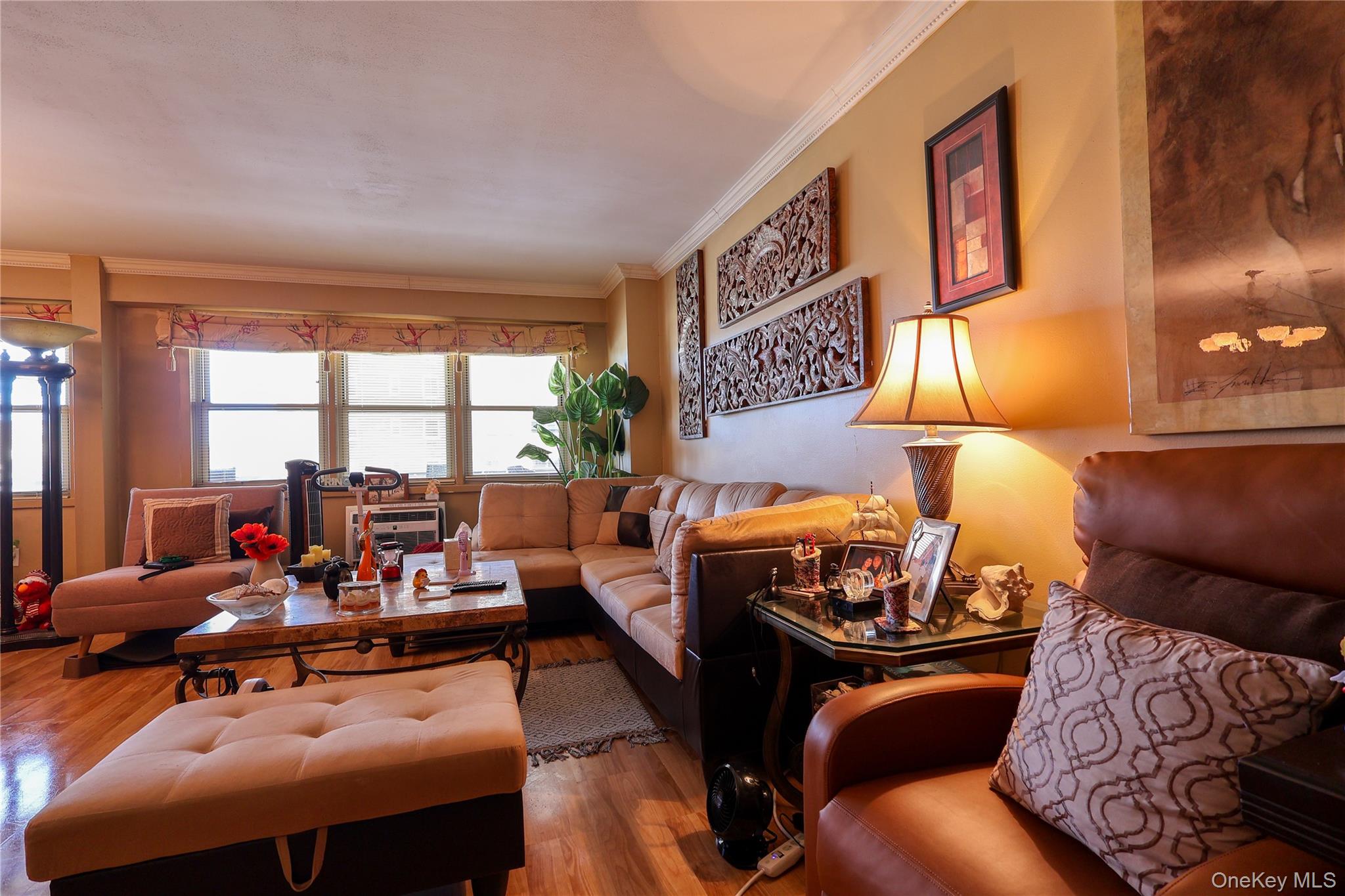 25 Neptune Boulevard # 2T, Long Beach, NY 11561