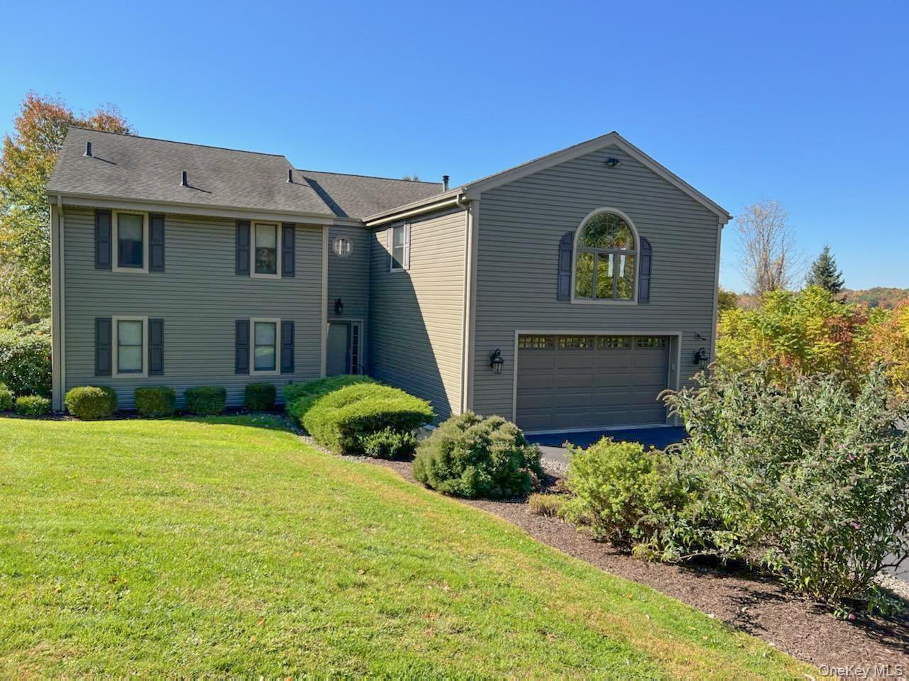 92 N Creek Road, Staatsburg, NY 12580