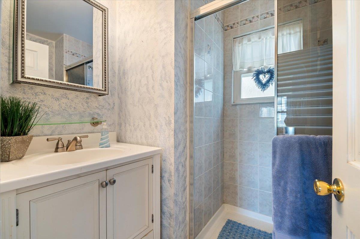 1016 Tyrus Court, Merrick, NY 11566