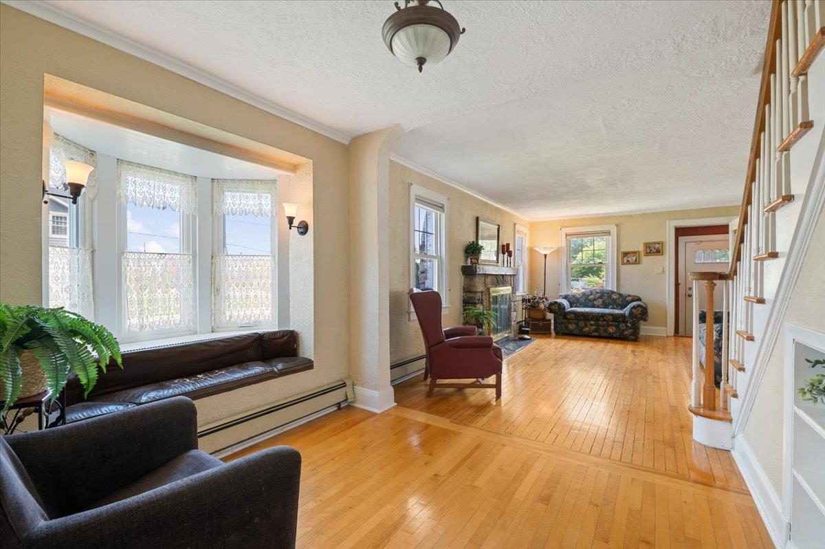 1016 Tyrus Court, Merrick, NY 11566